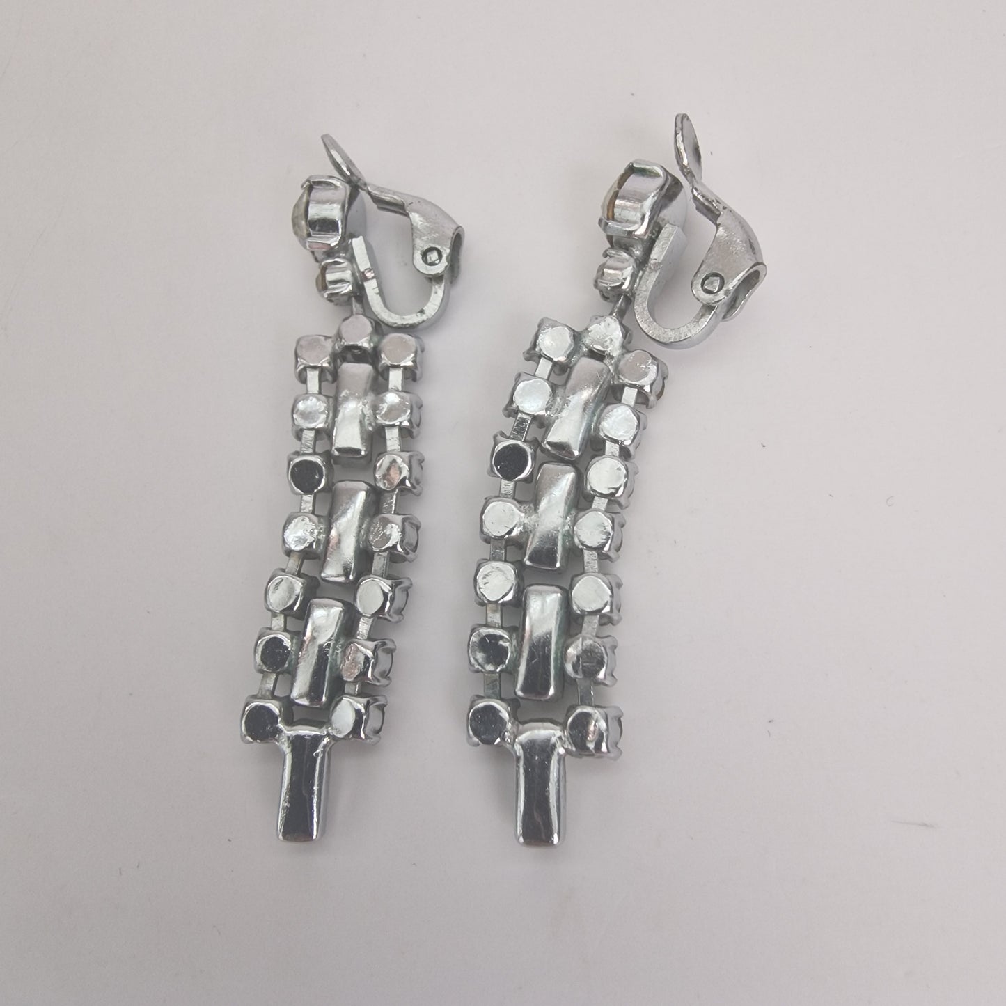 Vintage 1960s Silver-Tone Rhinestone Dangle Earrings Baguette Geometric Clip-On – photo 2