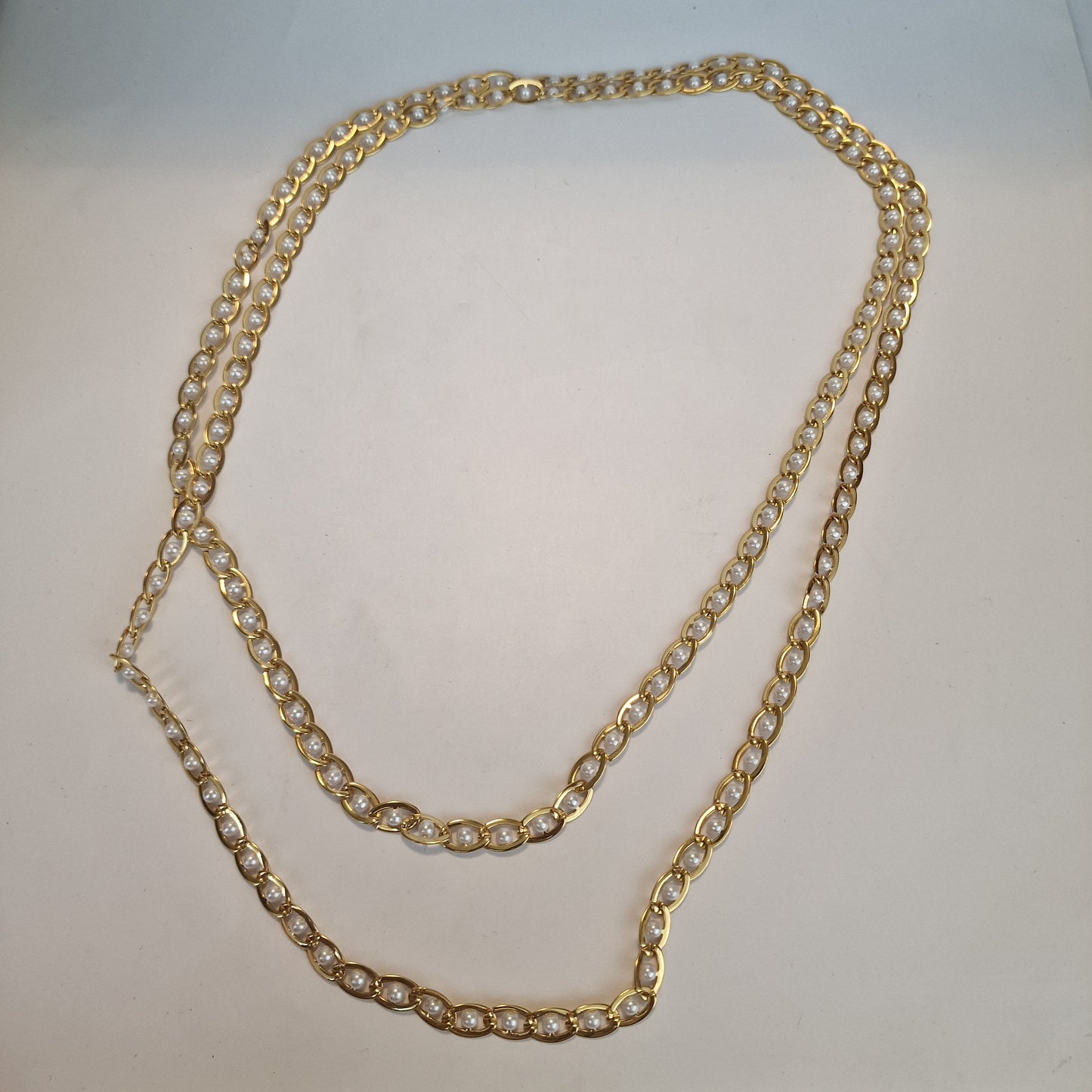 Vintage 1980s Gold-Tone Faux Pearl Chunky Chain Sautoir Rope Necklace Layering – photo 3