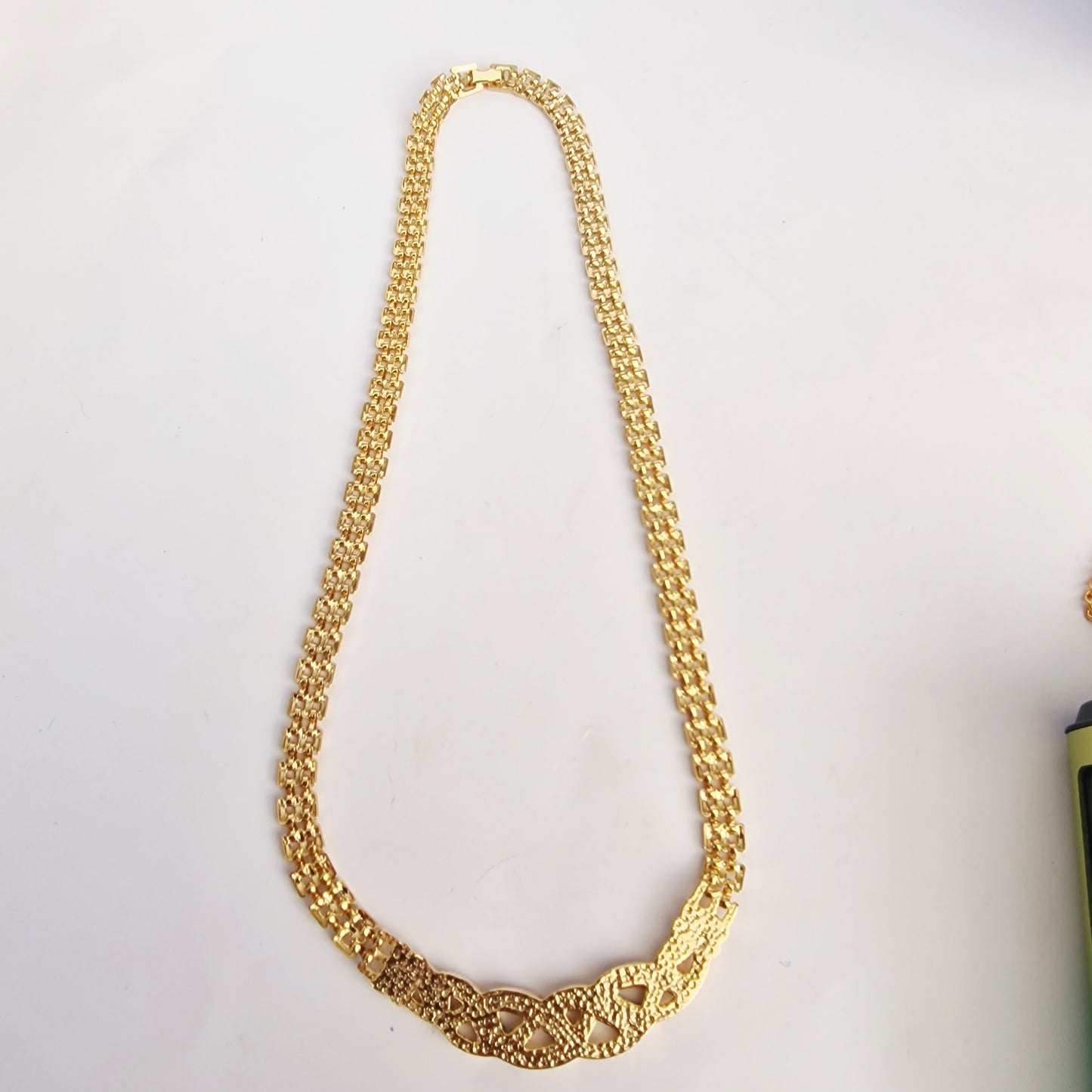 Vintage 1980s Gold-Tone Wide Panther Chain Necklace Ruby Rhinestone Statement – photo 5