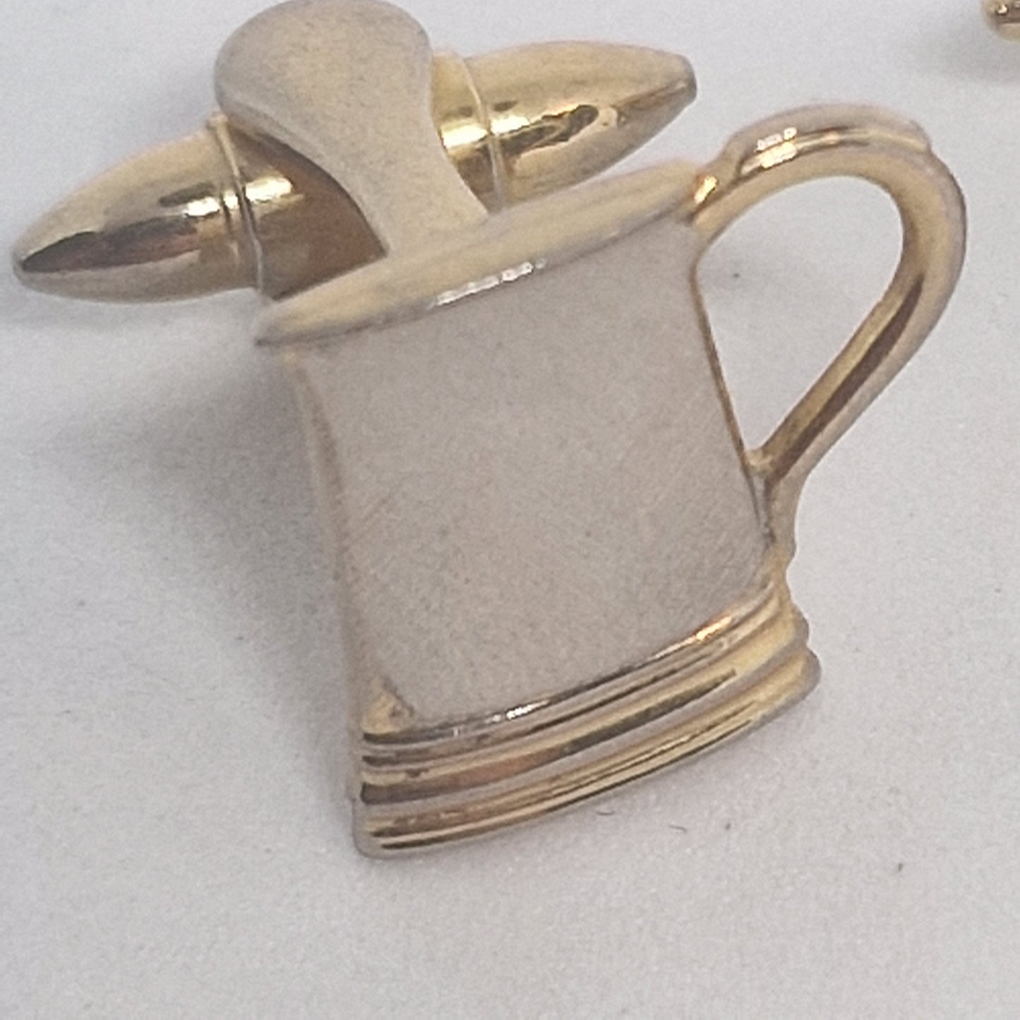 Vintage 1970s Gold Silver-Tone Beer Mug Tankard Cufflinks Novelty Figural Mens