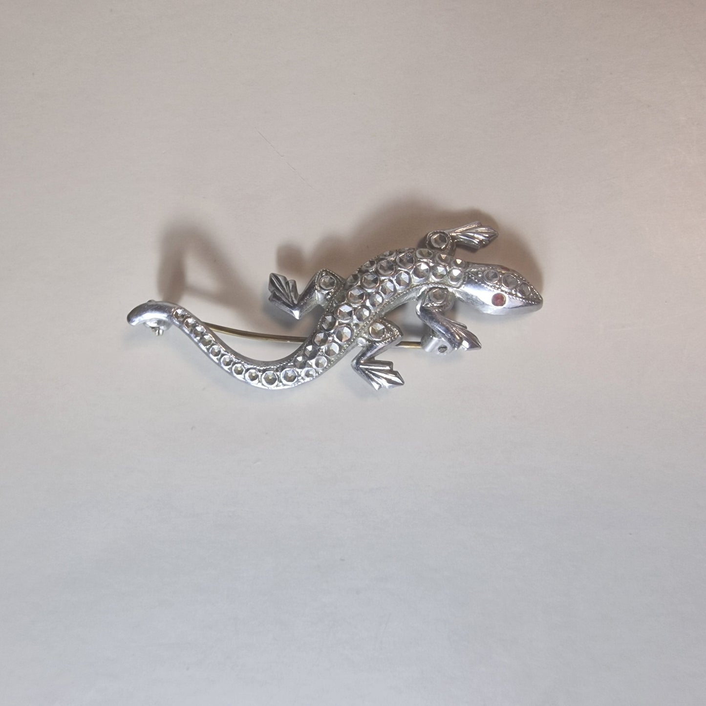 Vintage Silver-Tone Rhinestone Lizard Brooch Animal Pin Figural Costume Jewelry