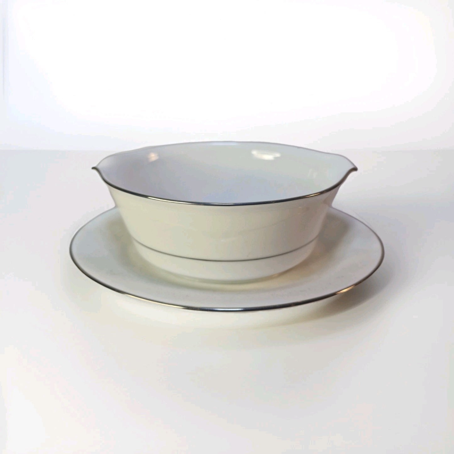 Noritake Legendary Regency Silver 3582, Japanese Porcelain Gravy Boat and Stand, Platinum Trim, Formal Dining Tableware, Vintage