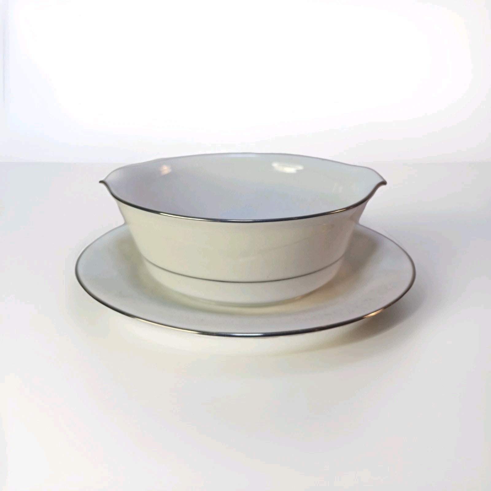 Noritake Legendary Regency Silver 3582, Japanese Porcelain Gravy Boat and Stand, Platinum Trim, Formal Dining Tableware, Vintage