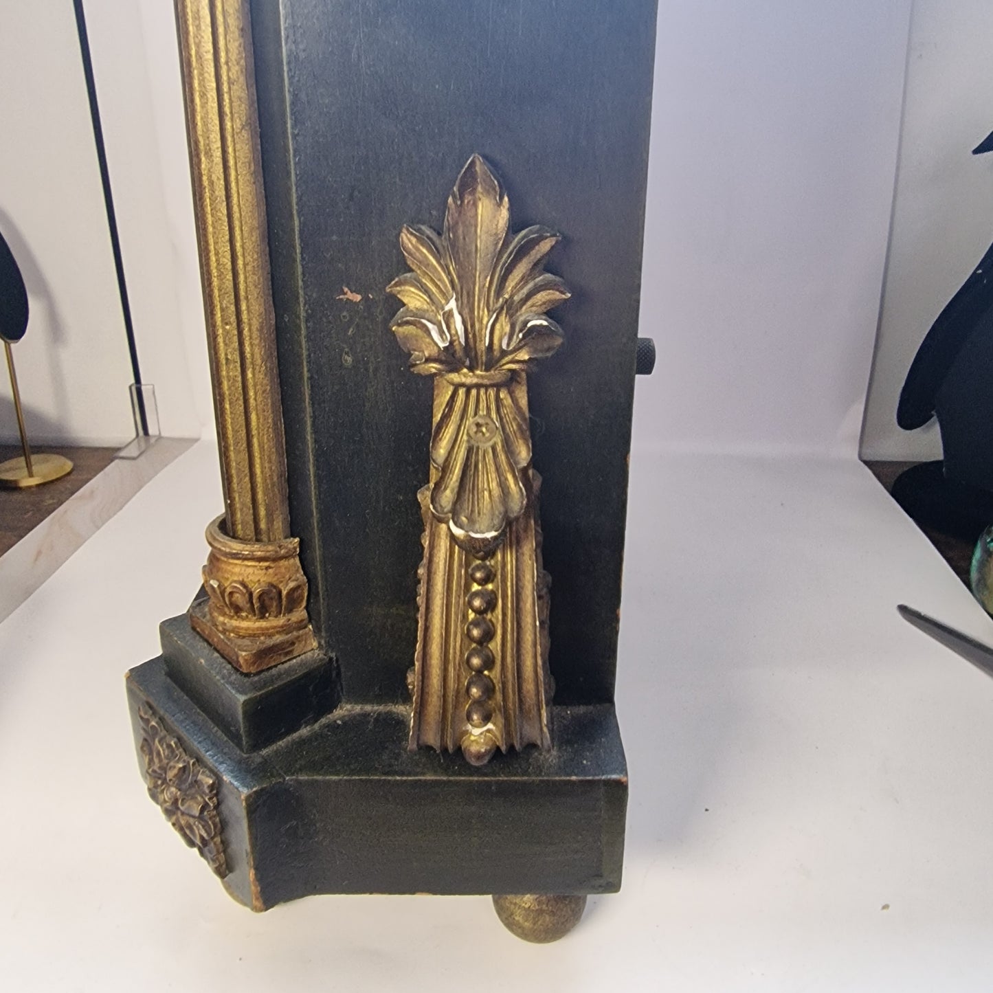 Antique-Style Wooden Mantel Clock, Fleur-de-Lis and Floral Engravings, Black Gold Decor, Upcycle Project – photo 11
