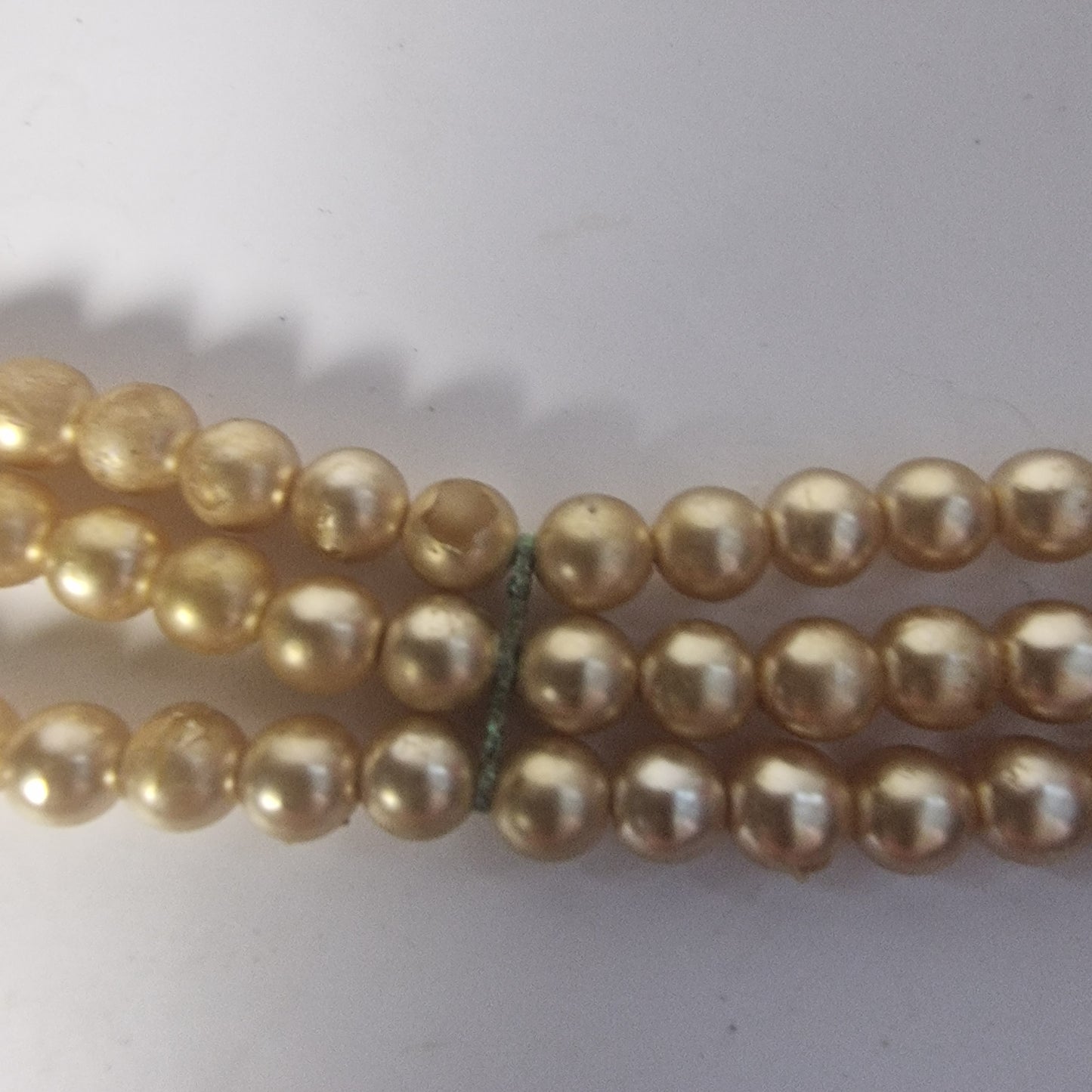 Vintage Three-Strand Pearl Choker, Teardrop Pendant Necklace, Champagne Faux Pearl, Retro Costume Jewelry – photo 5