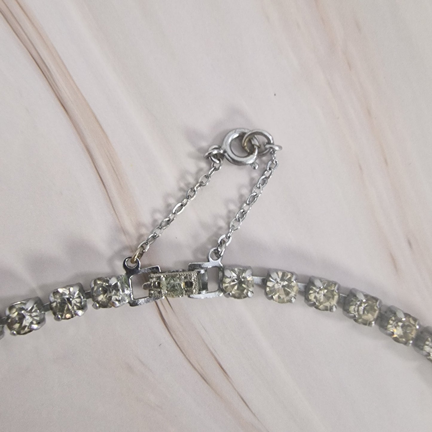 Mid-Century Silver-Tone Rhinestone Choker Necklace, Graduated Fan Baguette Center, Clear Crystal, 1950s 1960s Vintage Costume Jewelry – photo 3