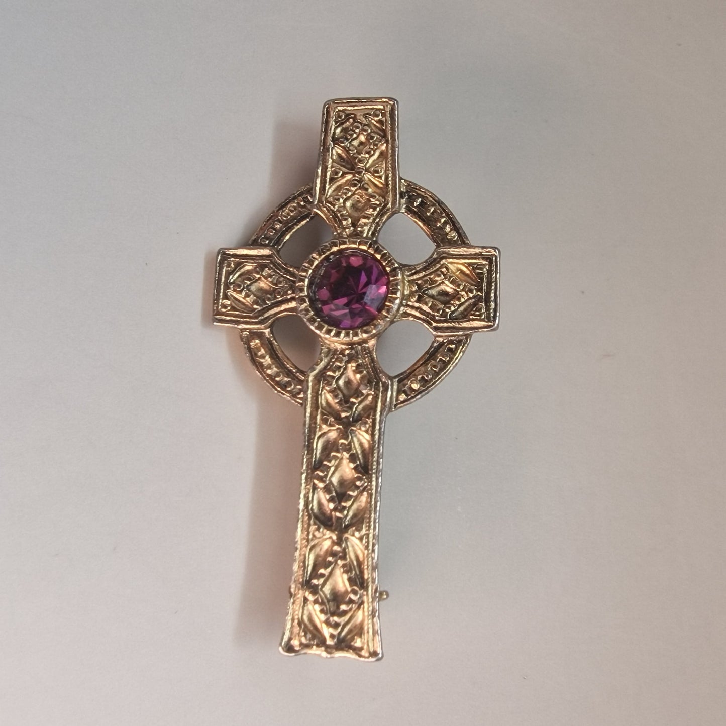 Vintage Gold-Tone Celtic Cross Tie Clip Figural Purple Amethyst Geometric Stone