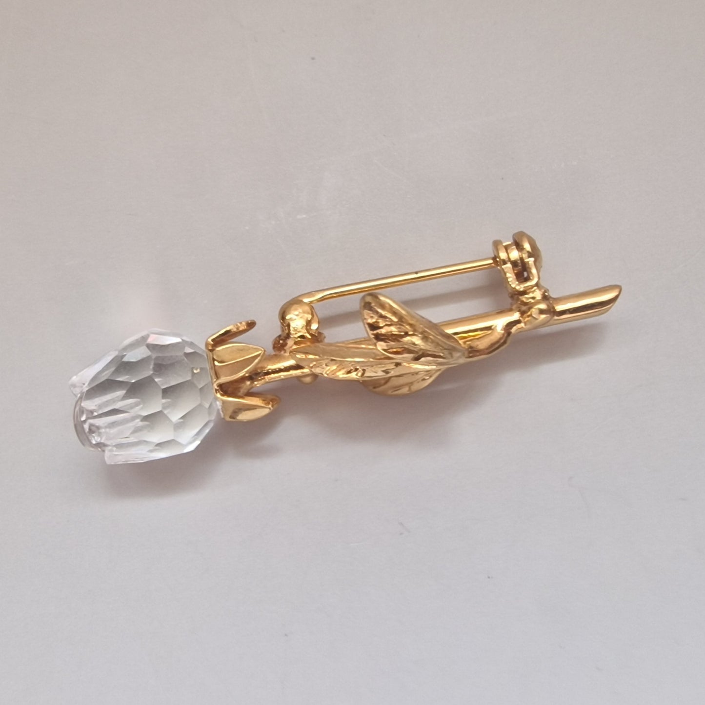 Vintage Gold-Tone Rose Stem Brooch Faceted Crystal Floral Botanical Lapel Pin – photo 2
