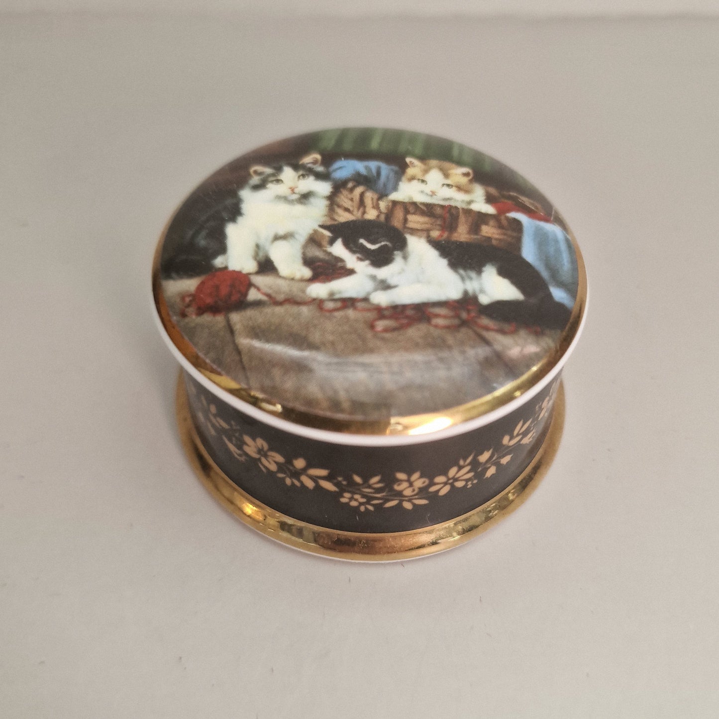 Falcon China Vintage Porcelain Trinket Box Cats Kittens Staffordshire England
