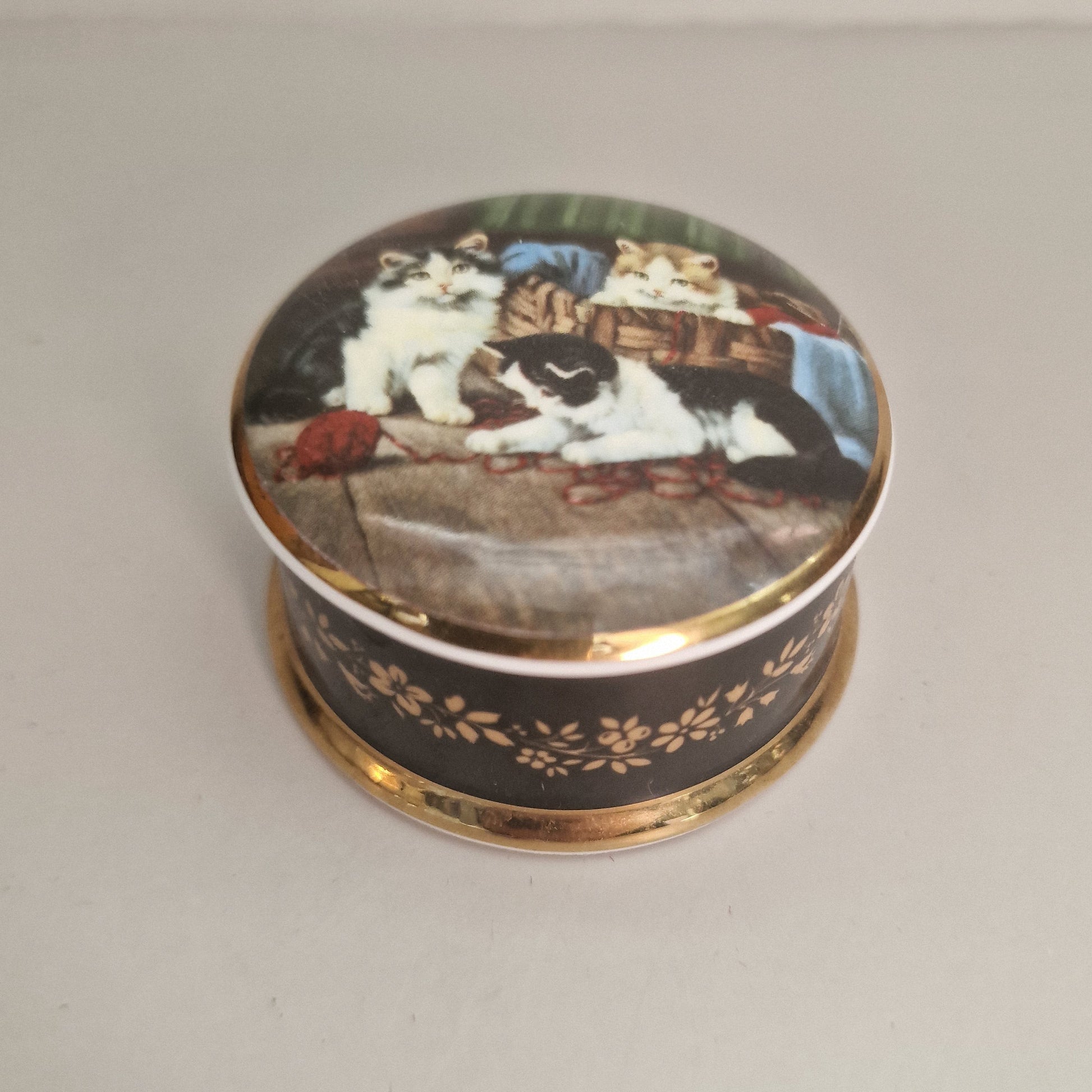 Falcon China Vintage Porcelain Trinket Box Cats Kittens Staffordshire England