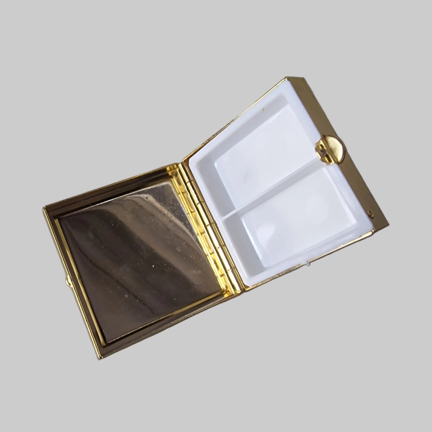 Vintage 1970s Gold-Tone Enamel Pill Box Nazareth Israel Holy Land Souvenir UK