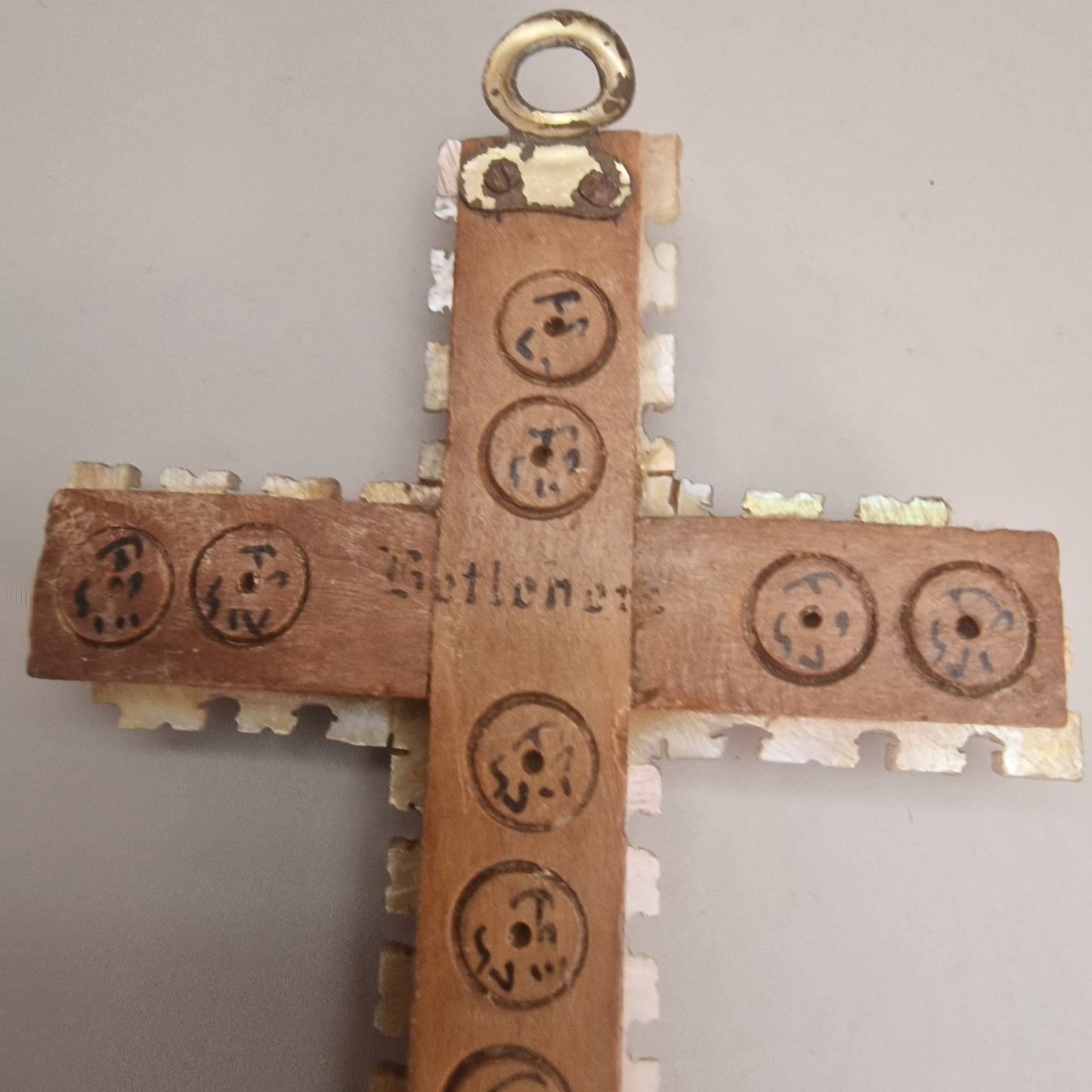 Vintage Wood Mother Of Pearl Inlay Wall Crucifix Bethlehem Holy Land Religious – photo 7