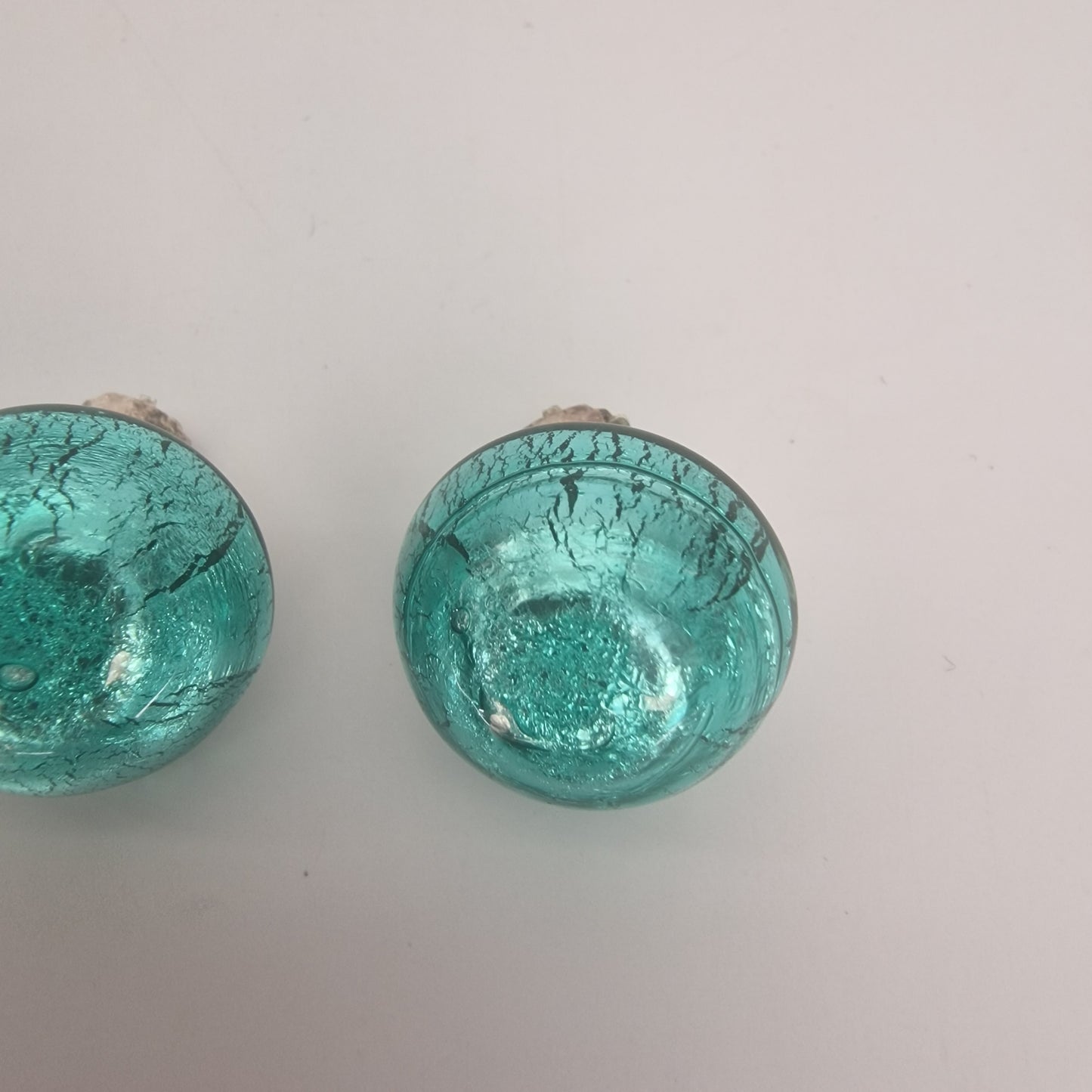Vintage 1970s Teal Green Crackle Foil Glass Clip-On Earrings Round Dome Button – photo 2