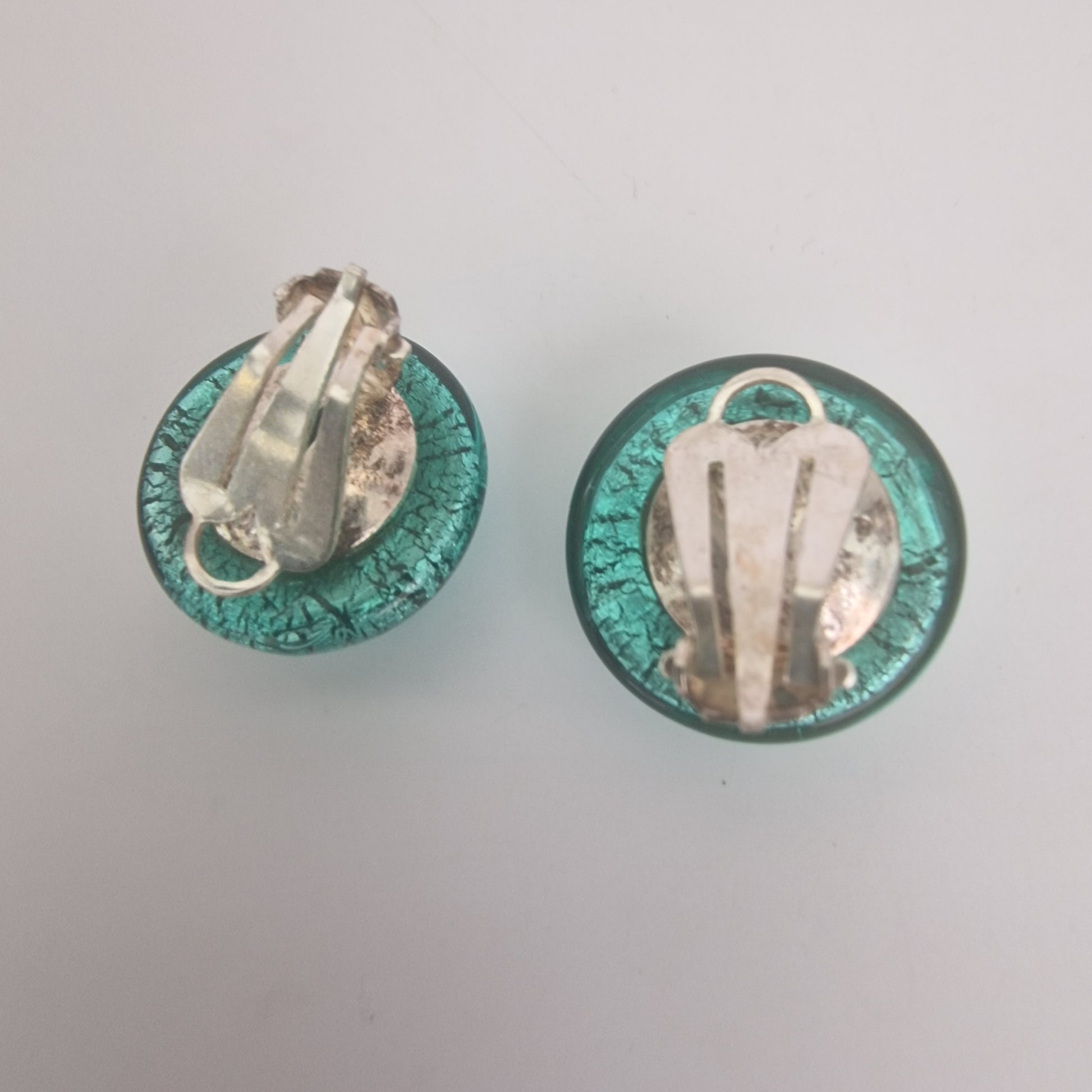 Vintage 1970s Teal Green Crackle Foil Glass Clip-On Earrings Round Dome Button – photo 3