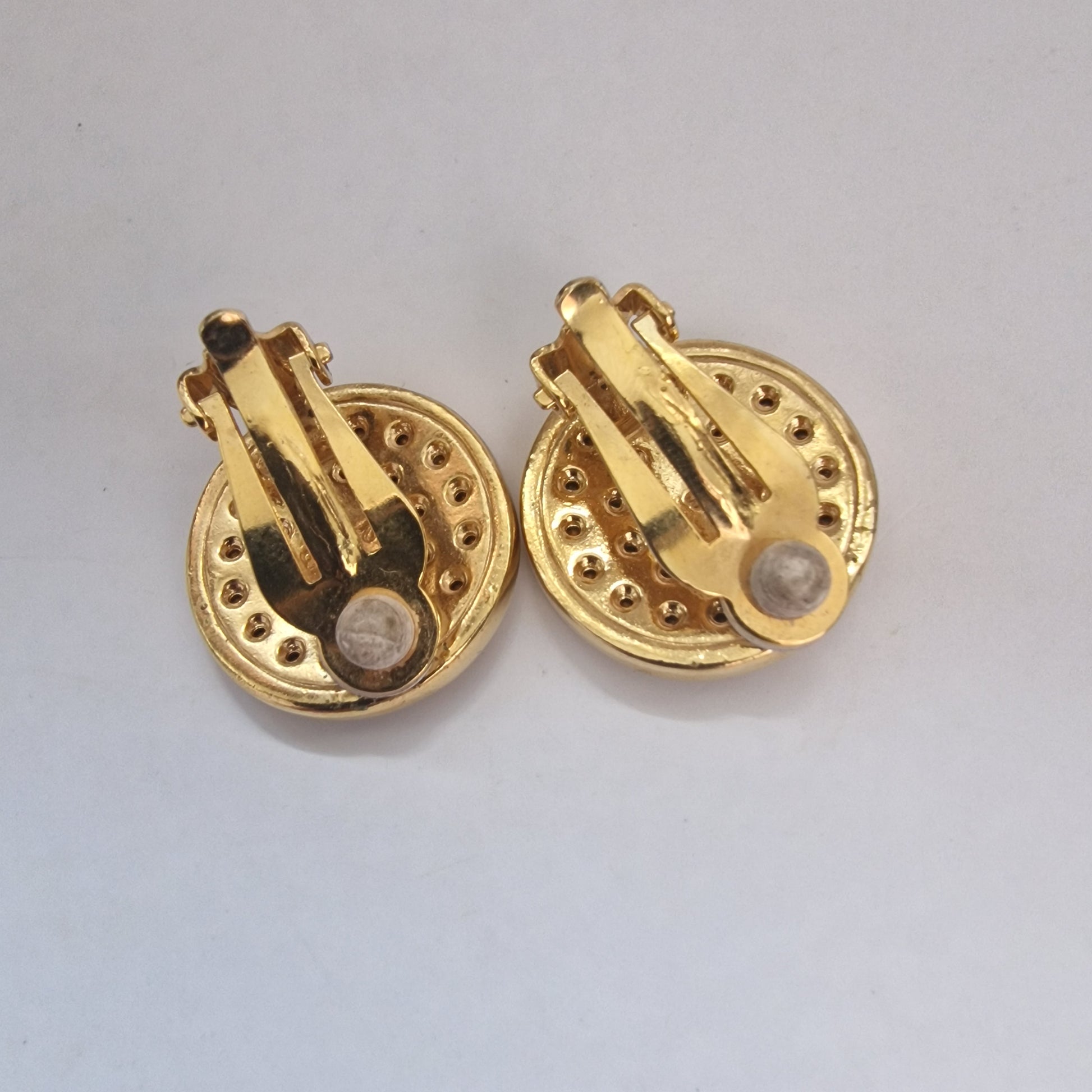 Vintage 1980s Gold-Tone Rhinestone Clip-On Earrings Round Disc Pave Set Costume – photo 4