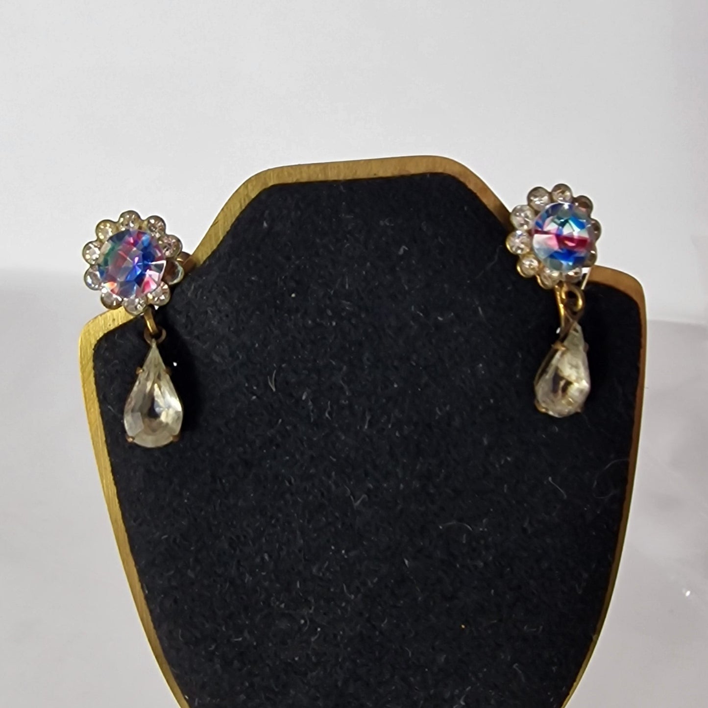 Vintage 1950s Bronze Aurora Borealis Rhinestone Drop Earrings Clips Screw Back – photo 4
