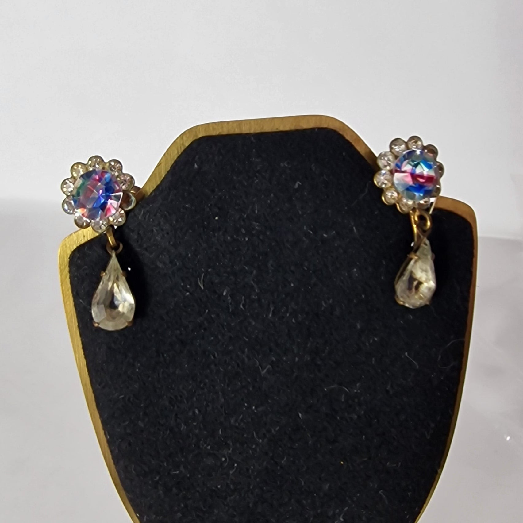 Vintage 1950s Bronze Aurora Borealis Rhinestone Drop Earrings Clips Screw Back – photo 4