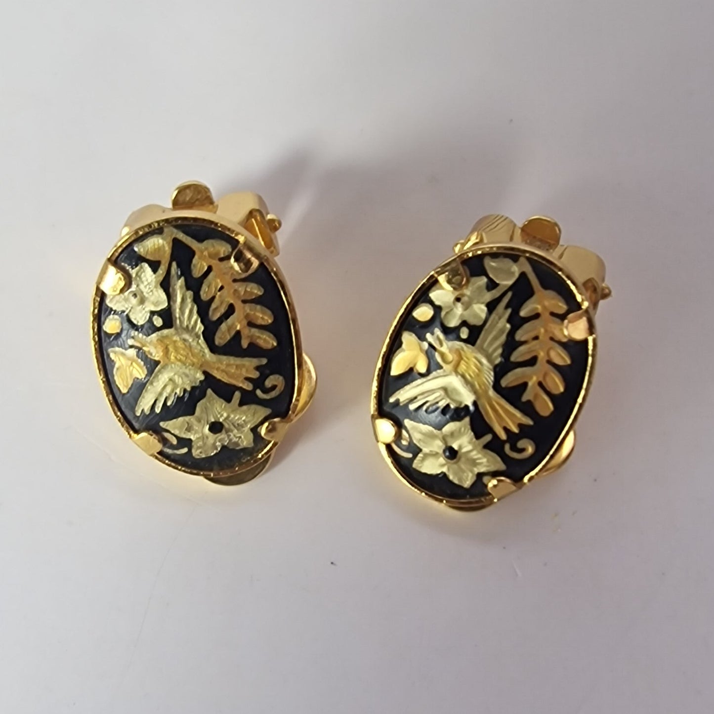 Vintage 1970s Spanish Toledo Damasquinado Clip Earrings Gold Bird Floral Spain – photo 3