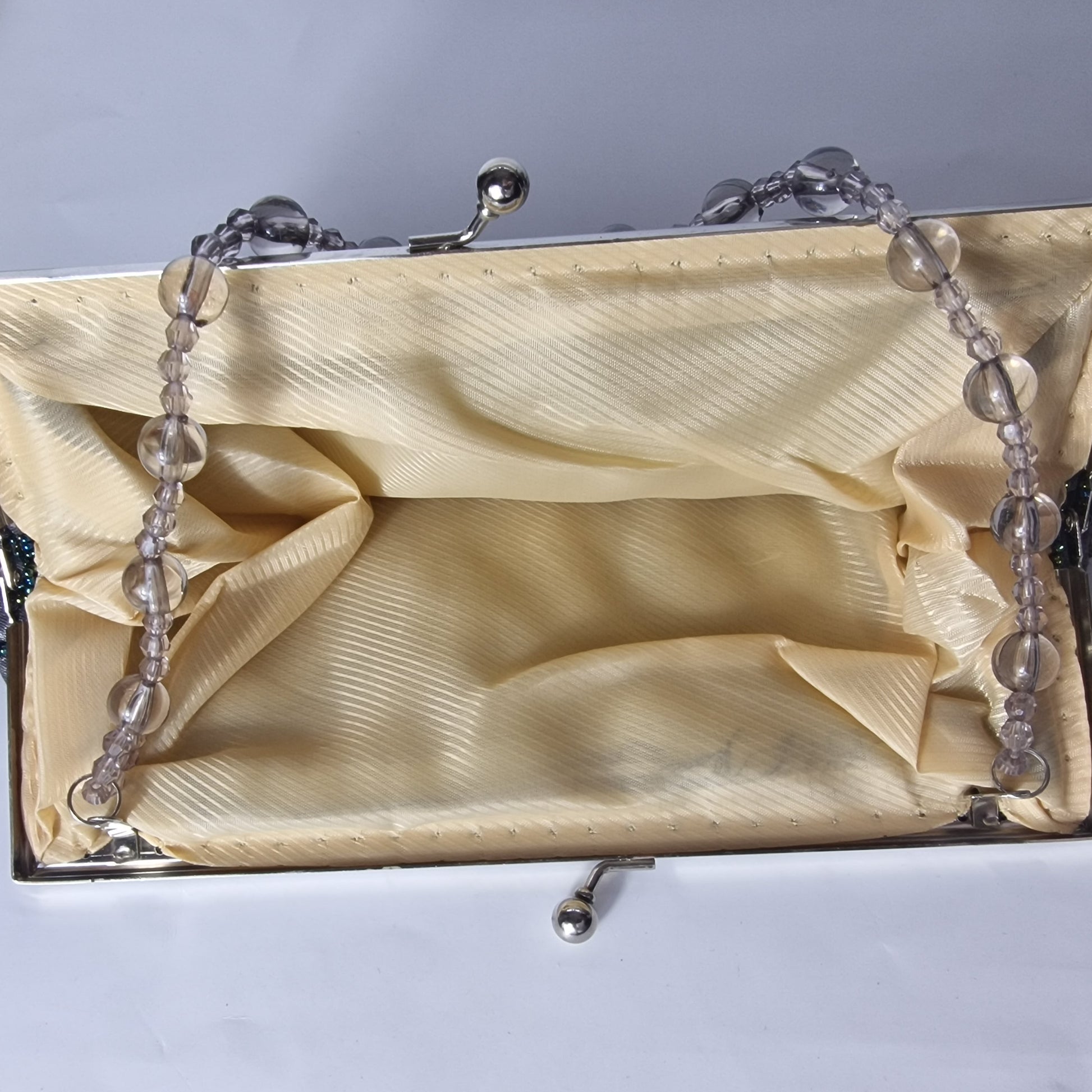 Vintage 1990s Grey Beaded Fabric Evening Clutch Bag Floral Sequin Frame Clasp – photo 8