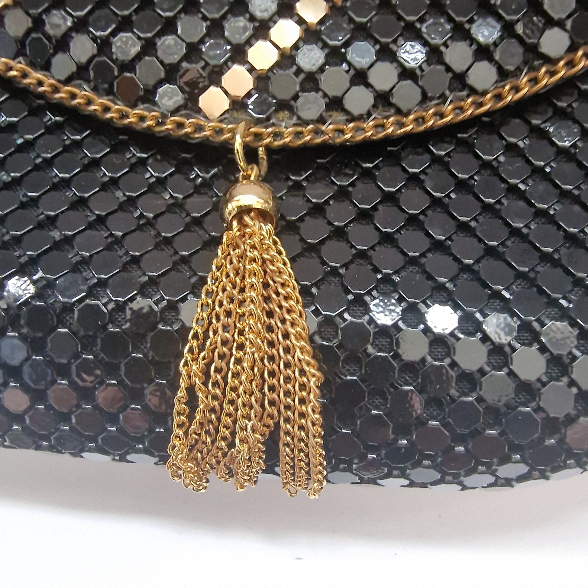 Vintage 1980s Black Metal Mesh Clutch Gold-Tone Chain Tassel Geometric Evening – photo 4