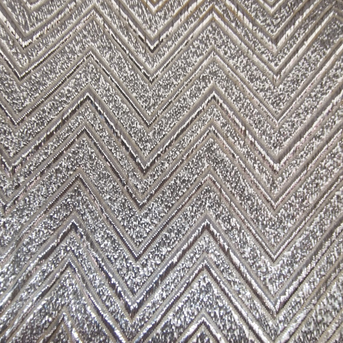 Vintage 1960s Silver Metallic Brocade Clutch Bag Chevron Evening Kiss Lock Frame – photo 2
