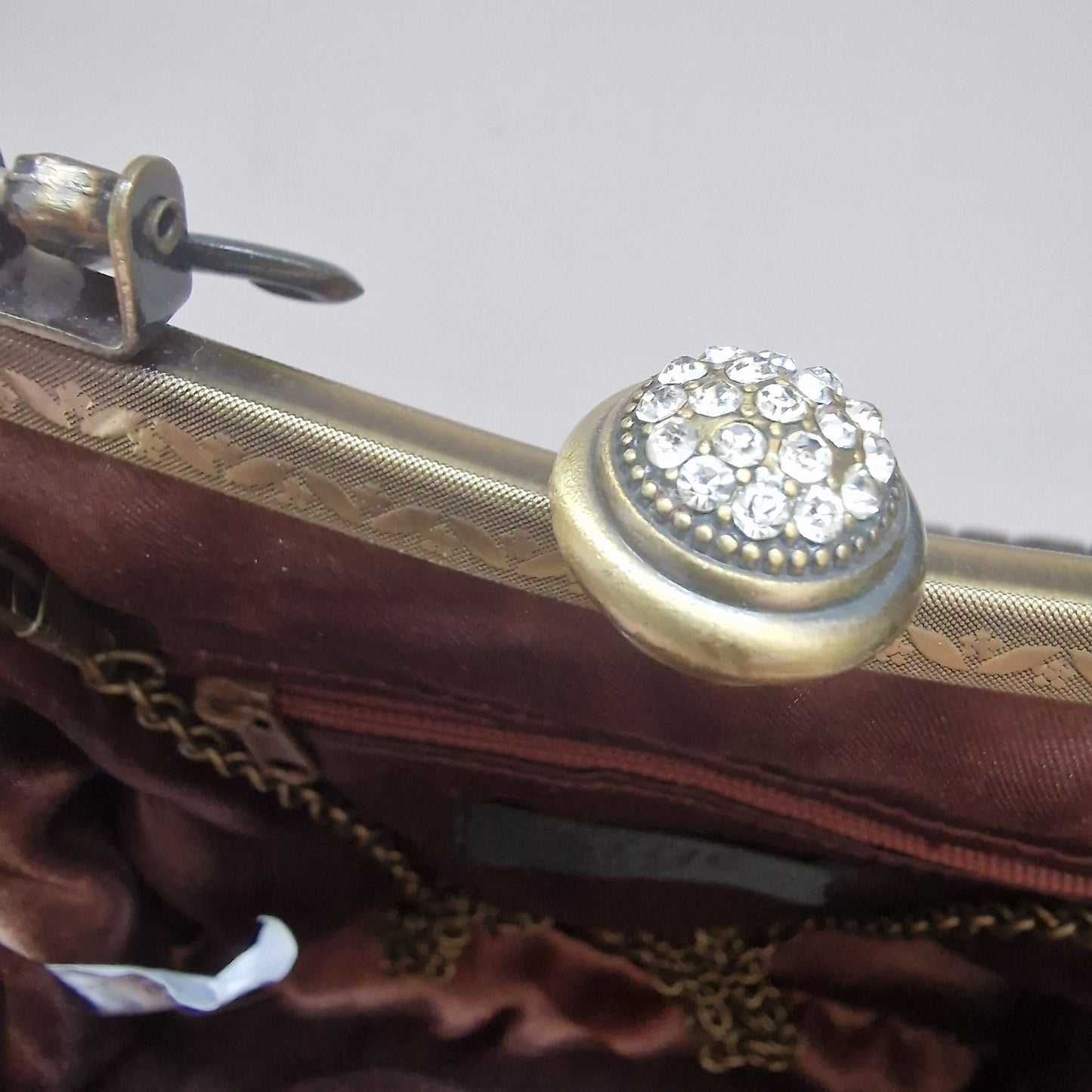 Vintage Faye London 1990s Burgundy Embroidered Fabric Clutch Bag Floral Beaded – photo 6