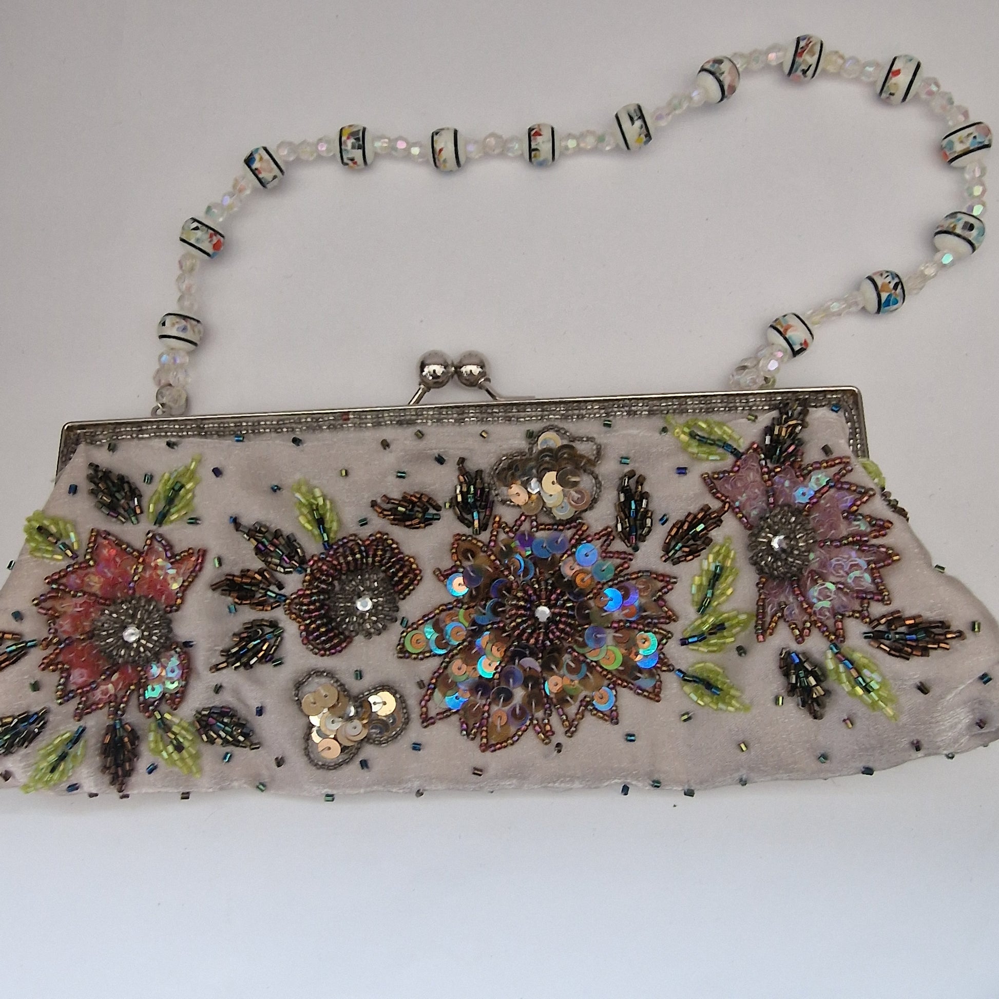 Vintage 1990s Cream Fabric Beaded Sequin Floral Clutch Bag Silver Frame Clasp – photo 10