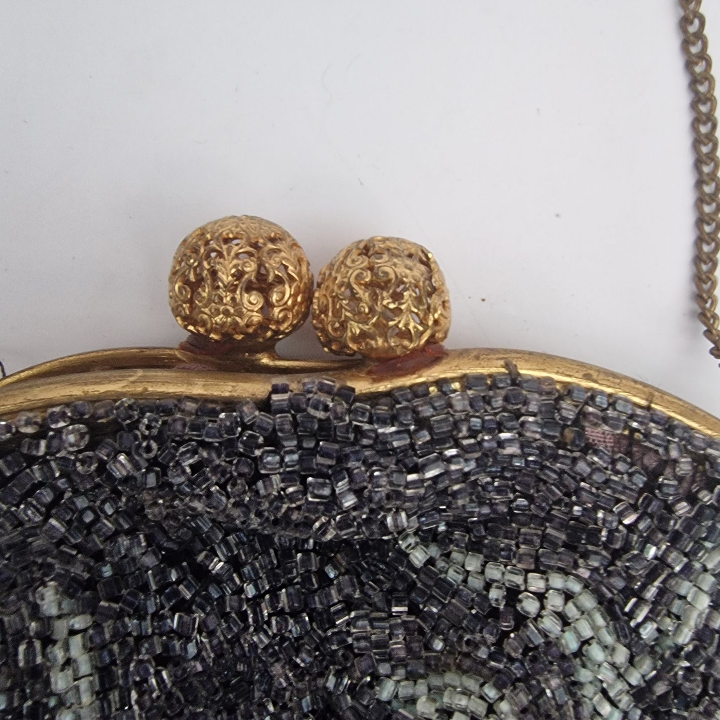 Vintage 1950s Black Pink Glass Beaded Floral Evening Clutch Bag Gold-Tone Frame – photo 5