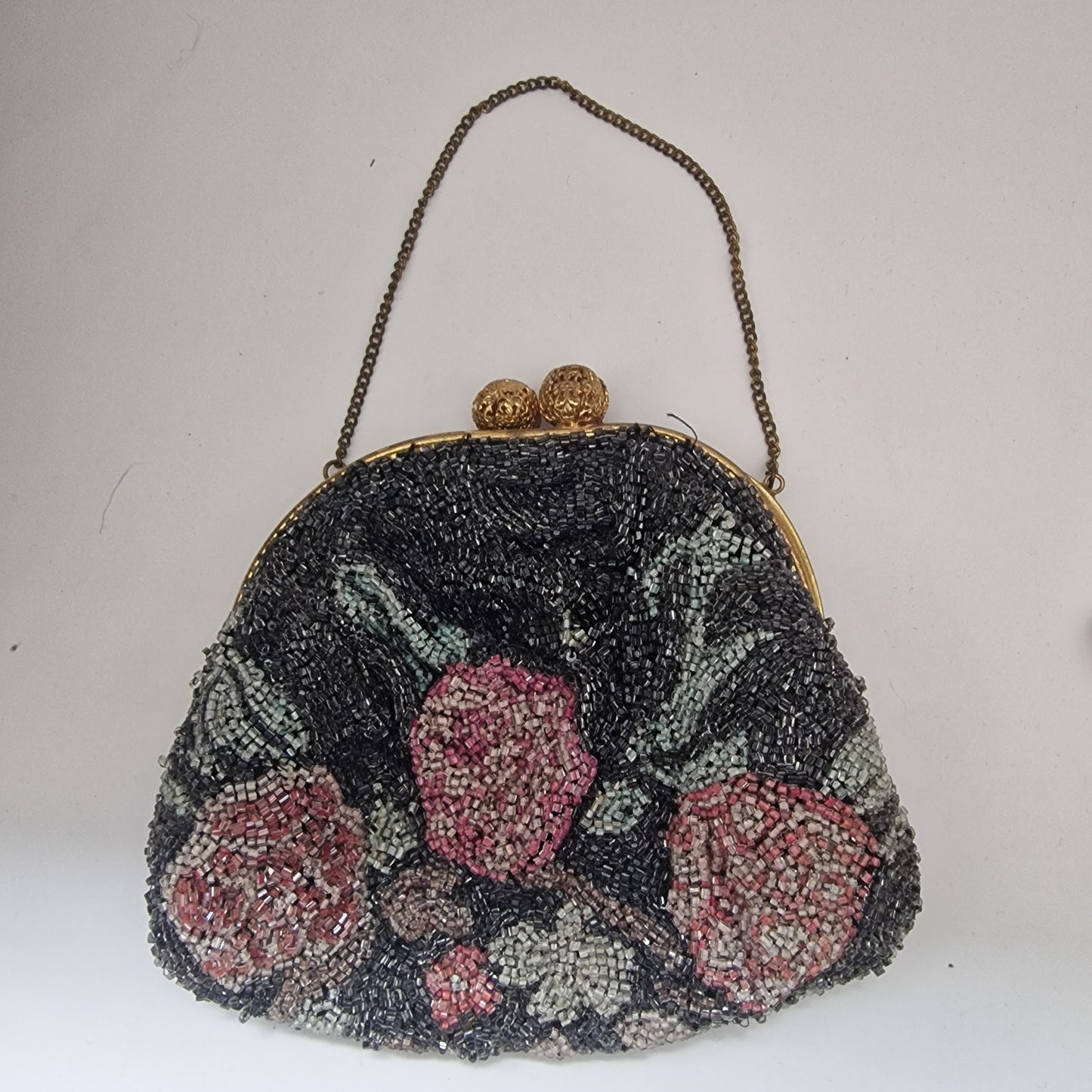Vintage 1950s Black Pink Glass Beaded Floral Evening Clutch Bag Gold-Tone Frame – photo 6