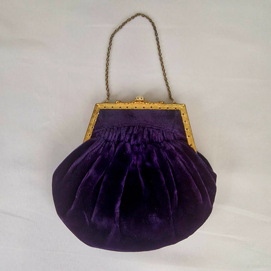 Vintage 1960s Purple Velvet Evening Clutch Gold-Tone Ornate Frame Clasp Chain