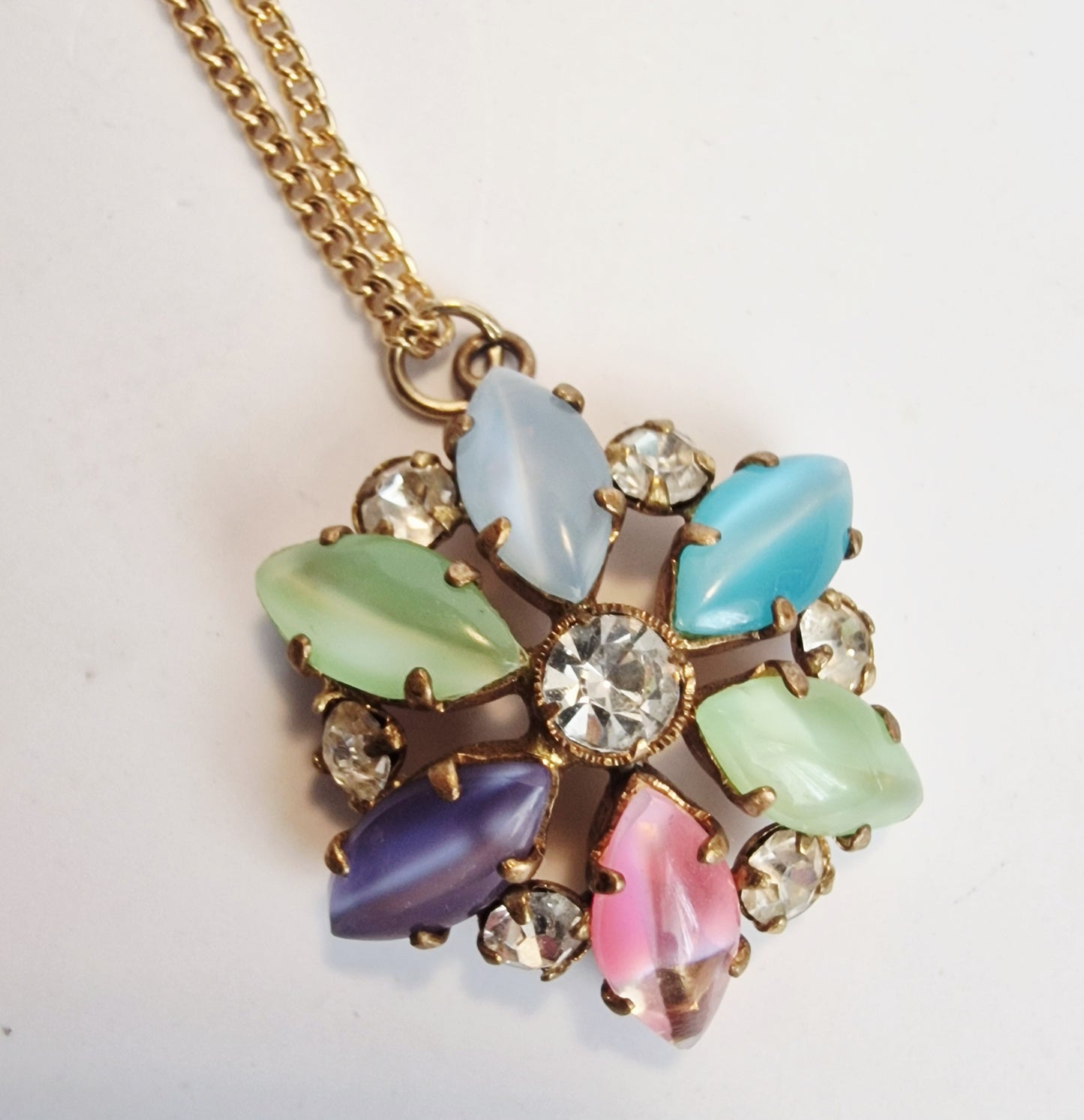 Vintage 1960s Gold-Tone Pastel Glass Cabochon Pendant Necklace Floral Rhinestone – photo 2