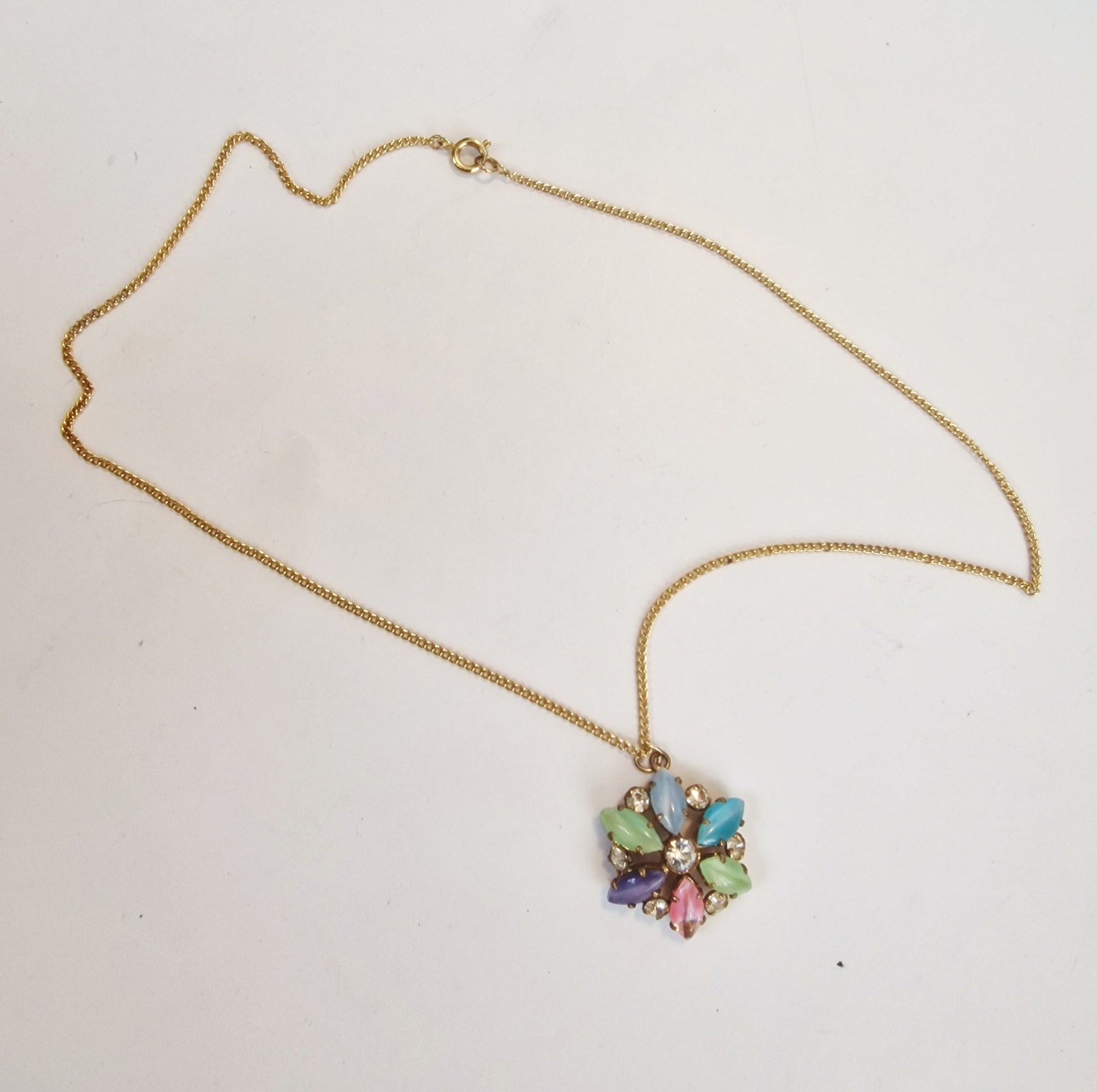 Vintage 1960s Gold-Tone Pastel Glass Cabochon Pendant Necklace Floral Rhinestone – photo 4