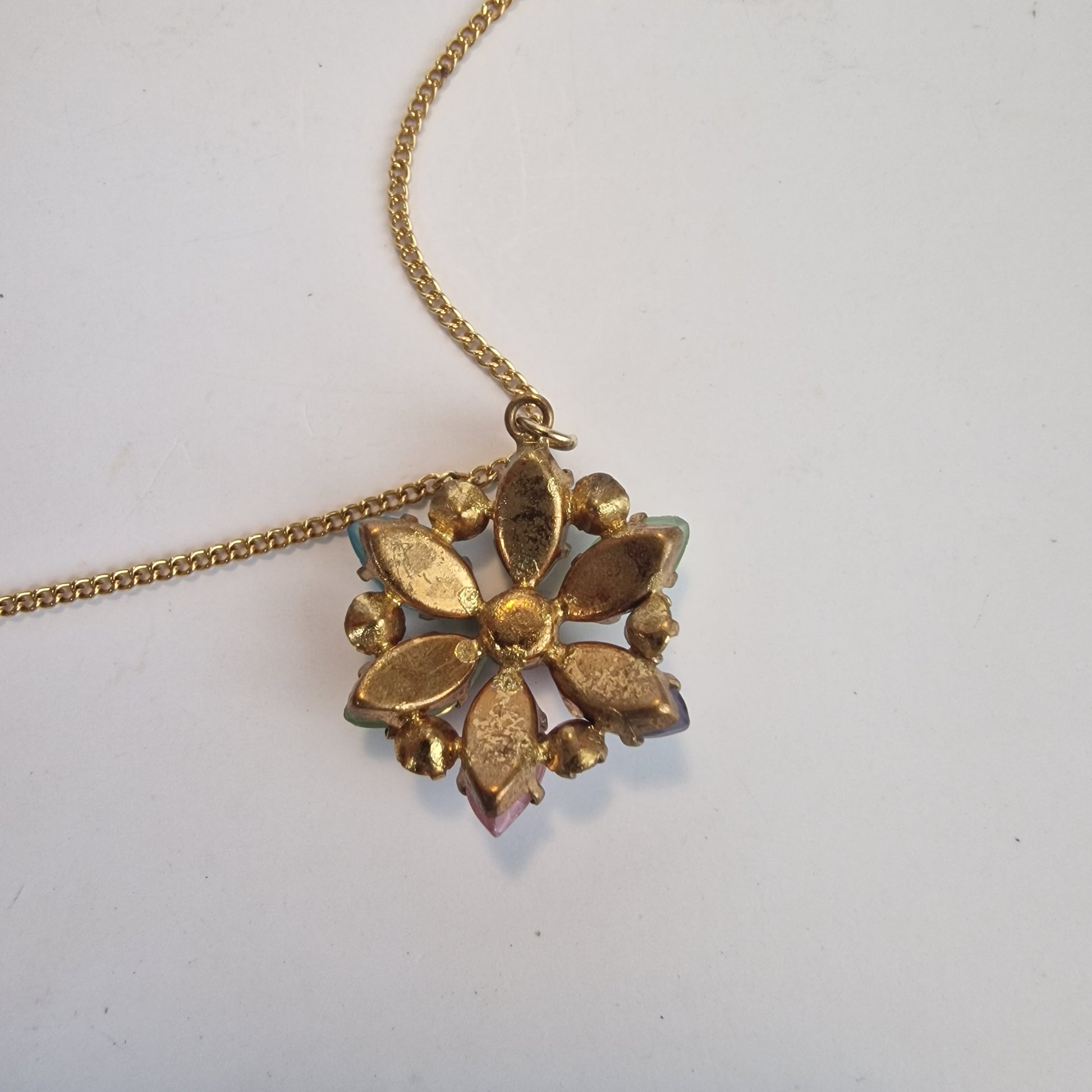 Vintage 1960s Gold-Tone Pastel Glass Cabochon Pendant Necklace Floral Rhinestone – photo 5
