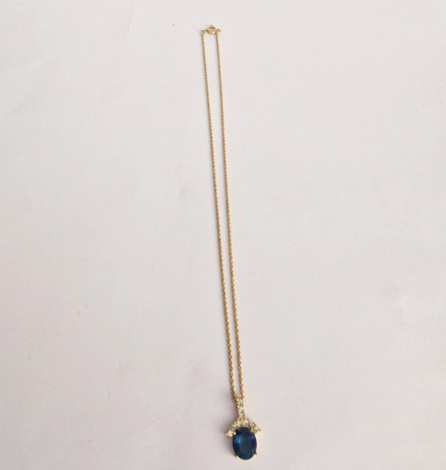 Vintage Roman 1980s Gold-Tone Blue Rhinestone Pendant Necklace Signed Costume – photo 2
