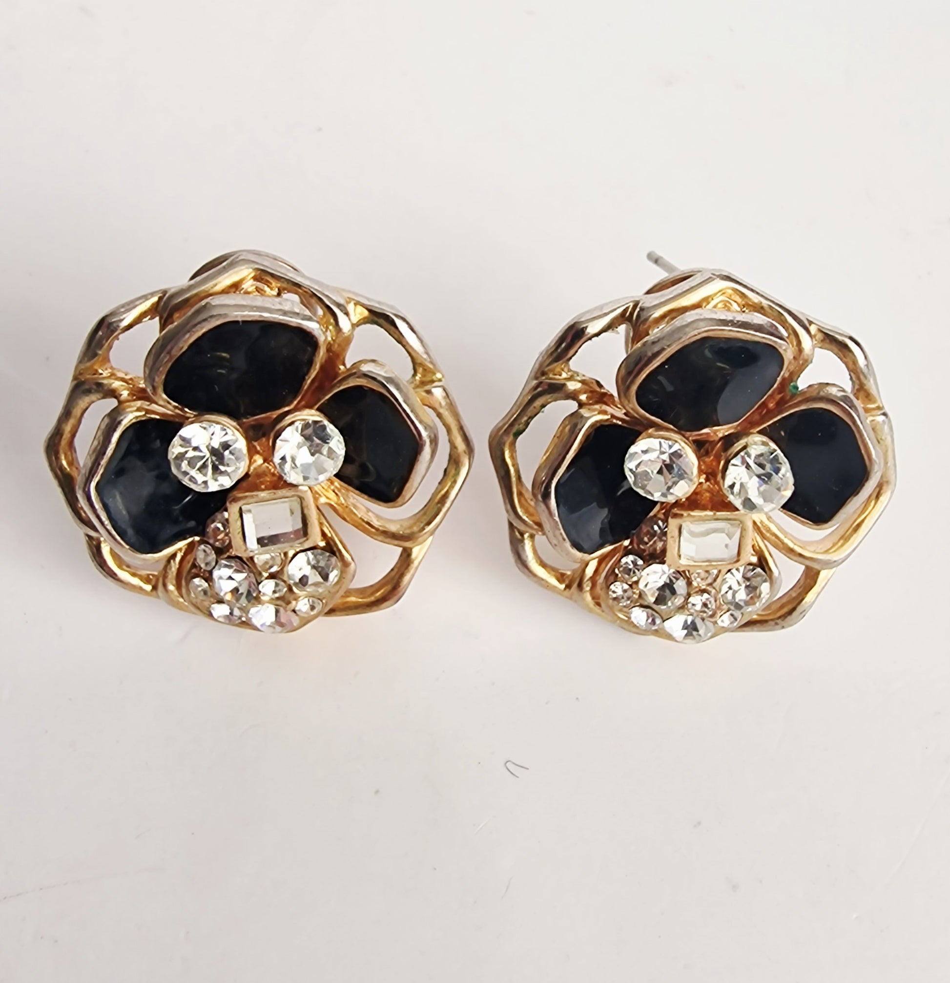 Vintage 1980s Gold-Tone Openwork Floral Dome Pierced Earrings Black Rhinestone