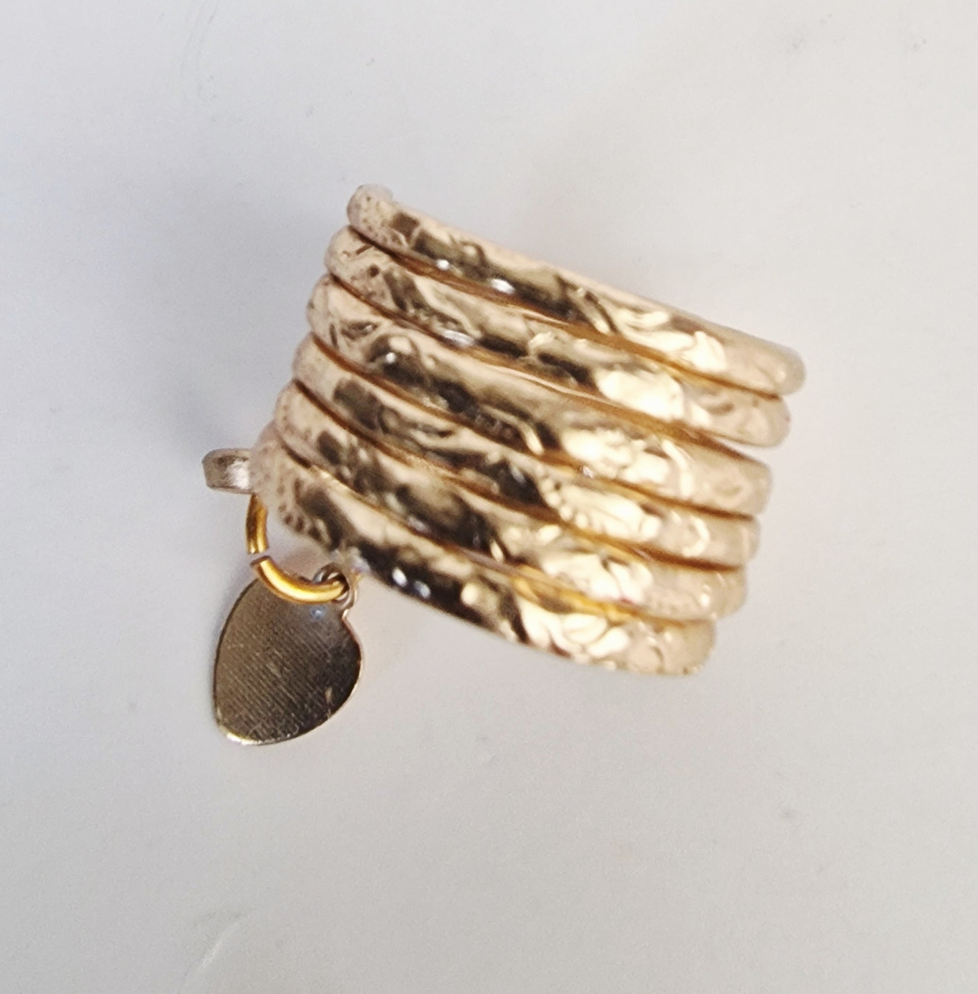 Vintage 1970s Gold-Tone Coiled Scroll Pendant Heart Charm Hong Kong Geometric