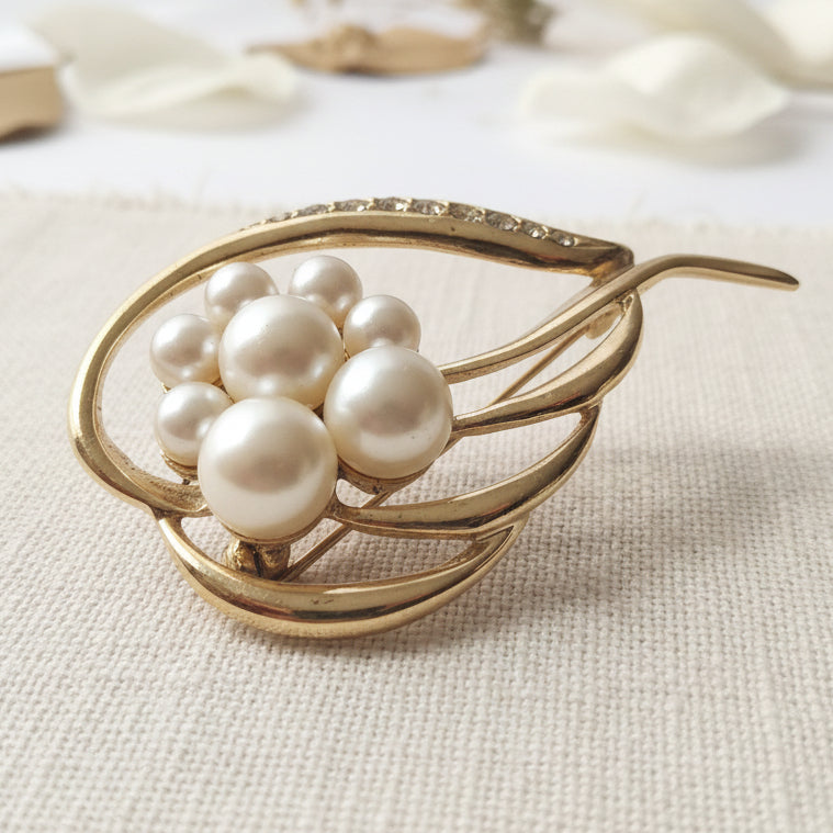 Vintage 1970s Gold-Tone Faux Pearl Rhinestone Leaf Brooch Floral Gold Costume