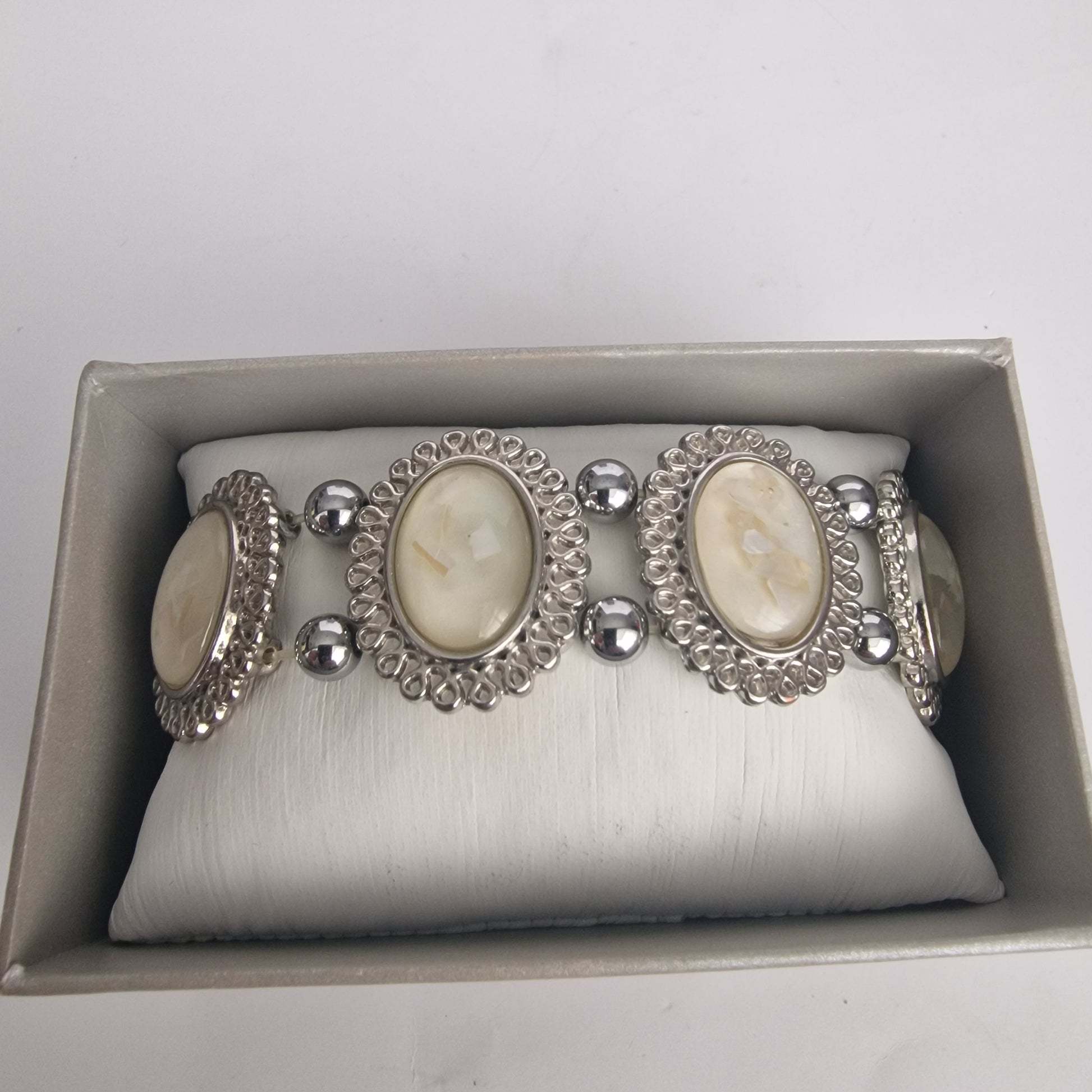 Vintage 1970s Silver-Tone Mother Of Pearl Filigree Wide Link Bracelet Signed Km
