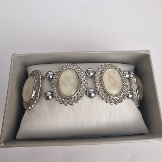 Vintage 1970s Silver-Tone Mother Of Pearl Filigree Wide Link Bracelet Signed Km