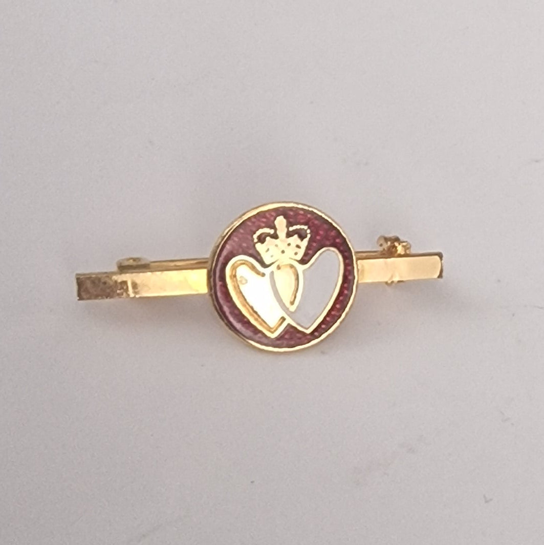 Vintage T.F. 1970s Gold-Tone Red Enamel Heart Tie Clip Figural Signed Mens Wear – photo 2