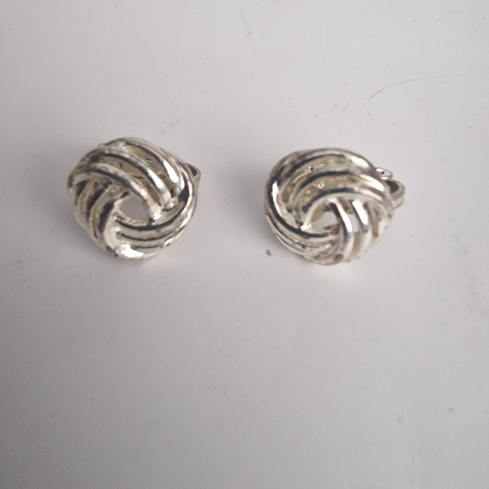 Vintage 1980s Silver-Tone Love Knot Clip-On Earrings Retro Rope Twist Geometric