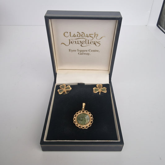 Vintage Claddagh 1970s Gold-Tone Connemara Marble Shamrock Pendant Earrings Set