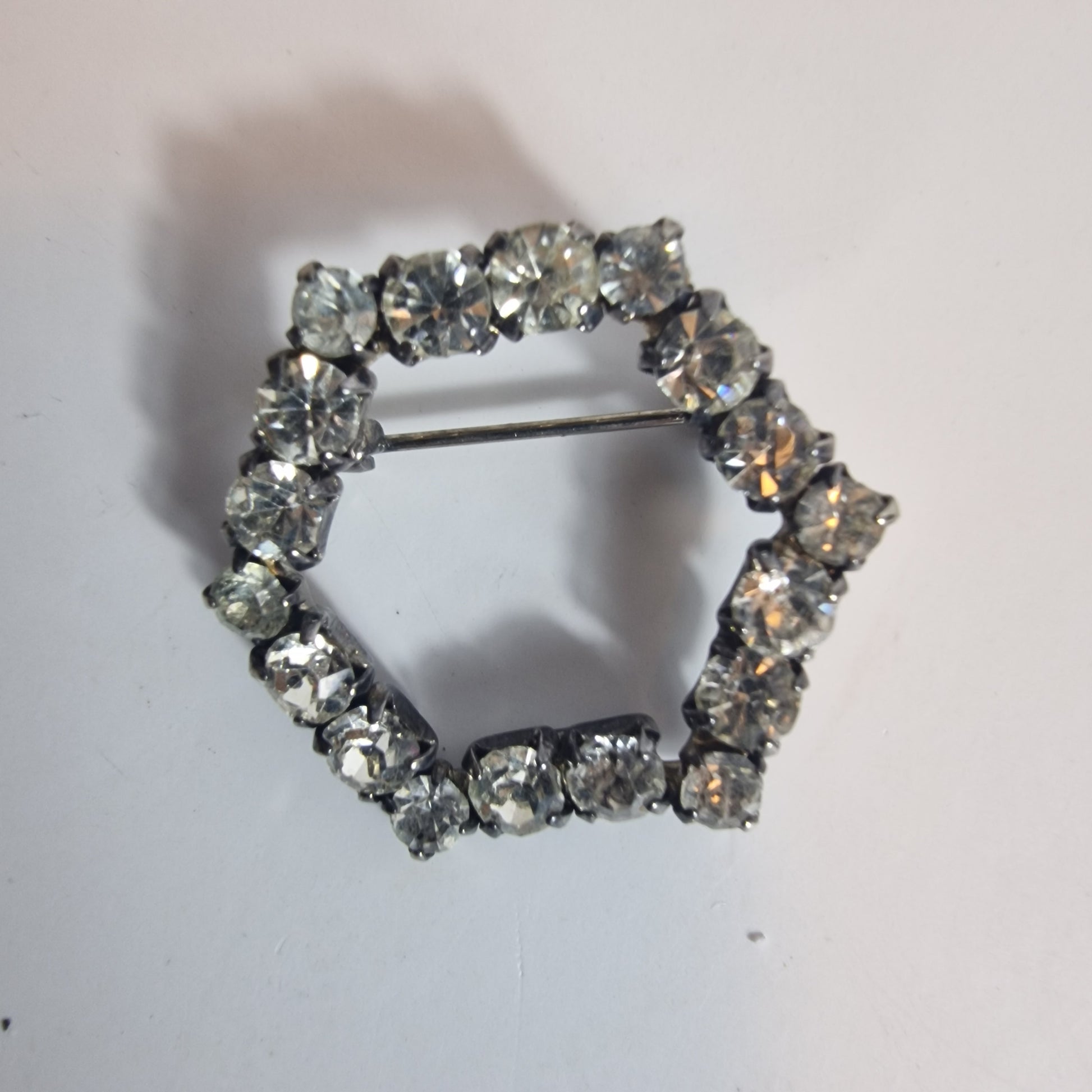 Vintage 1970s Silver-Tone Clear Rhinestone Hexagon Brooch Geometric Open Frame – photo 2