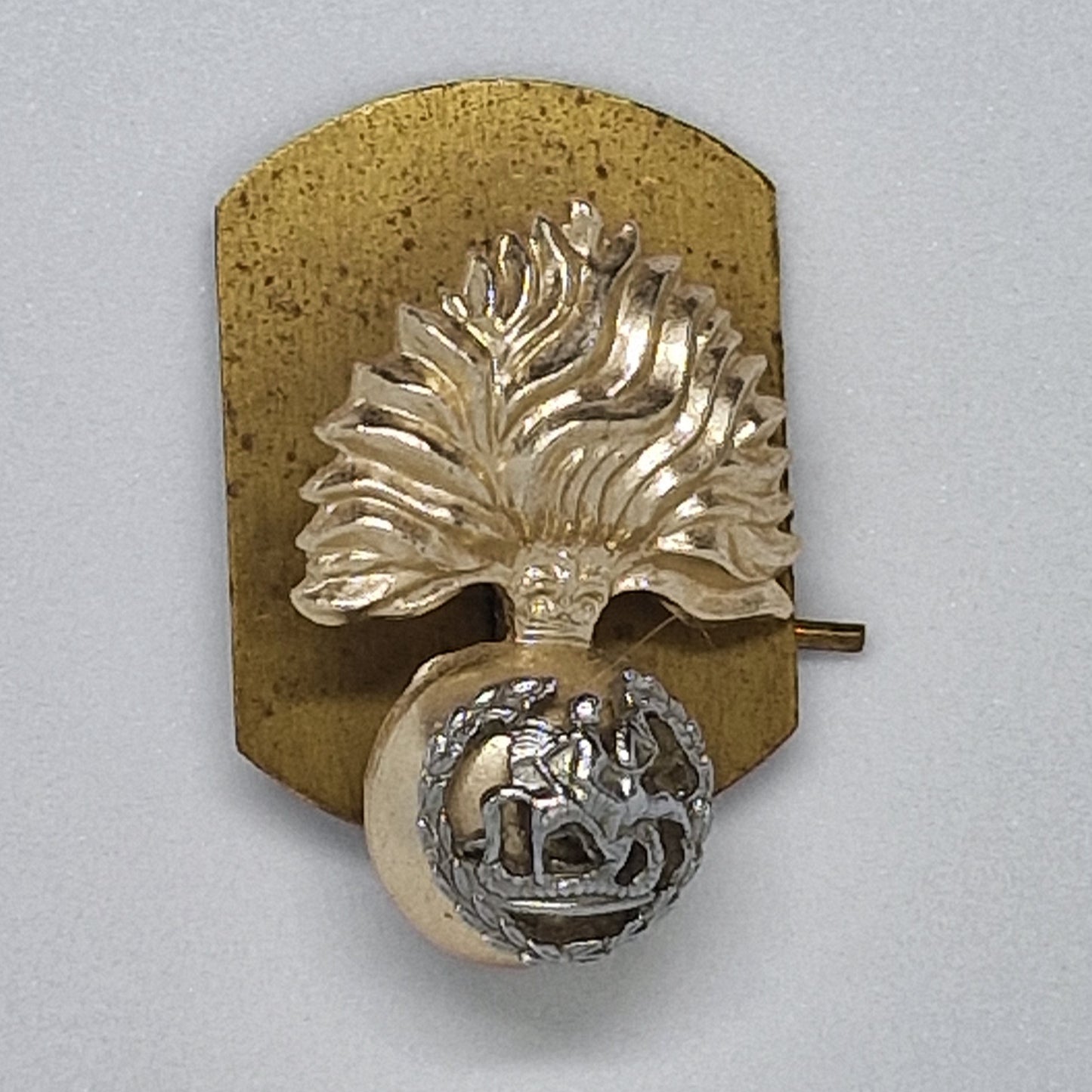 Vintage 1970s Gold-Tone Military Badge Brooch Eagle Crescent Figural Costume Pin