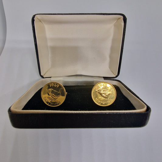 Vintage 1950s Gold-Tone British Farthing Coin Cufflinks Wren Figural Boxed Men – photo 3
