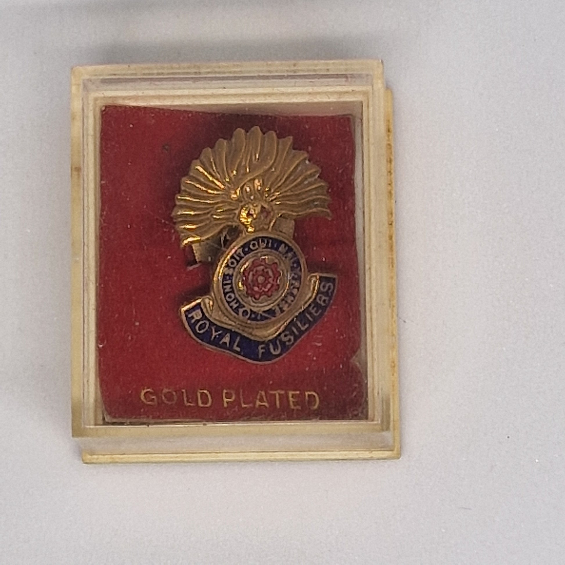 Vintage 1970s Gold-Plated Royal Fusiliers Military Lapel Badge Brooch Enamel Pin