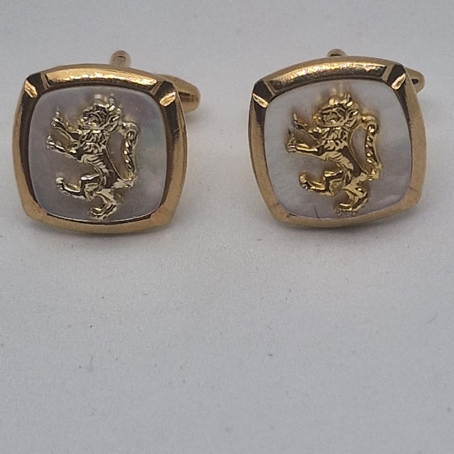 Vintage 1970s Gold-Tone Cufflinks Lion Rampant Heraldic Mother Of Pearl Figural