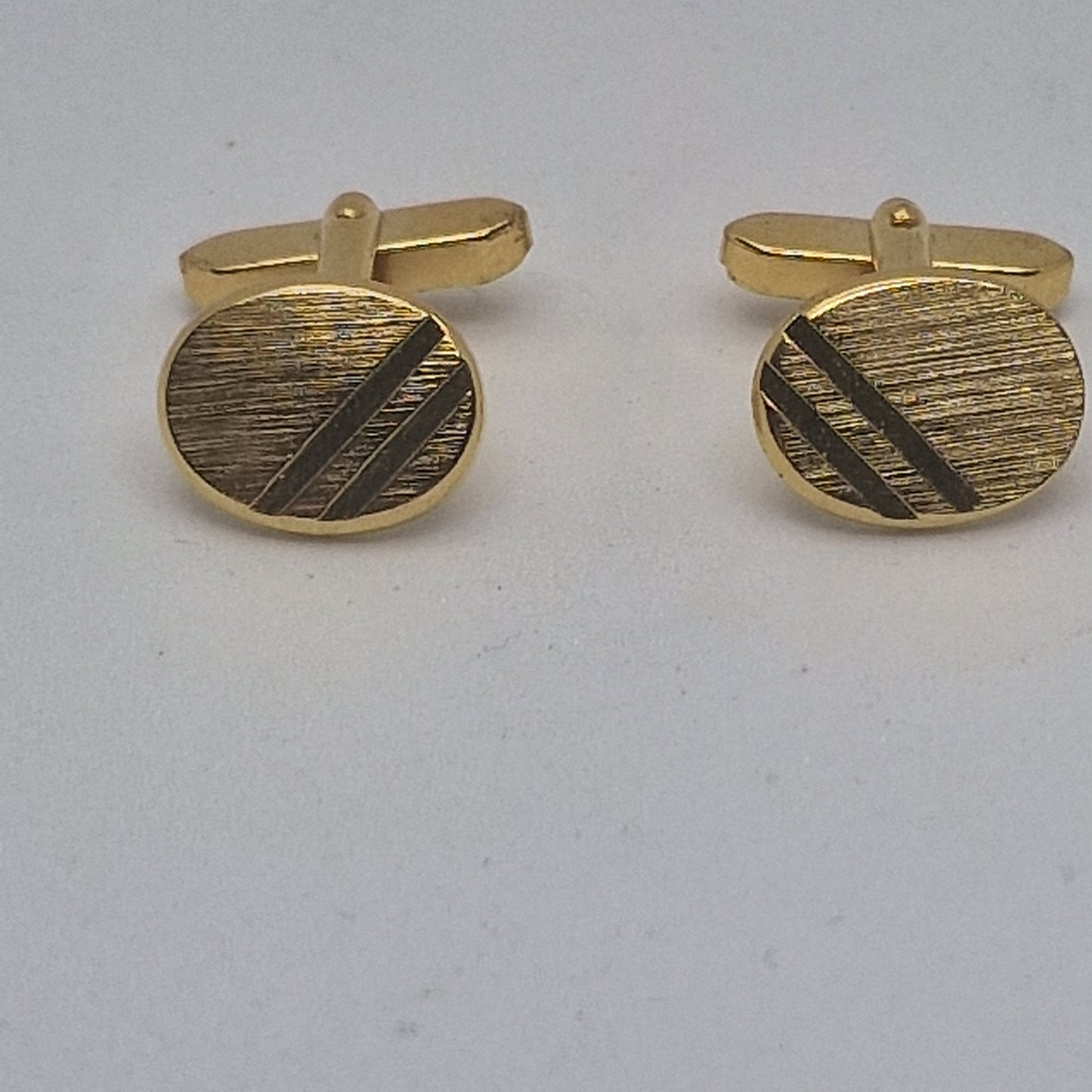 Vintage 1970s Gold-Tone Brushed Geometric Striped Cufflinks Mens Costume Pair