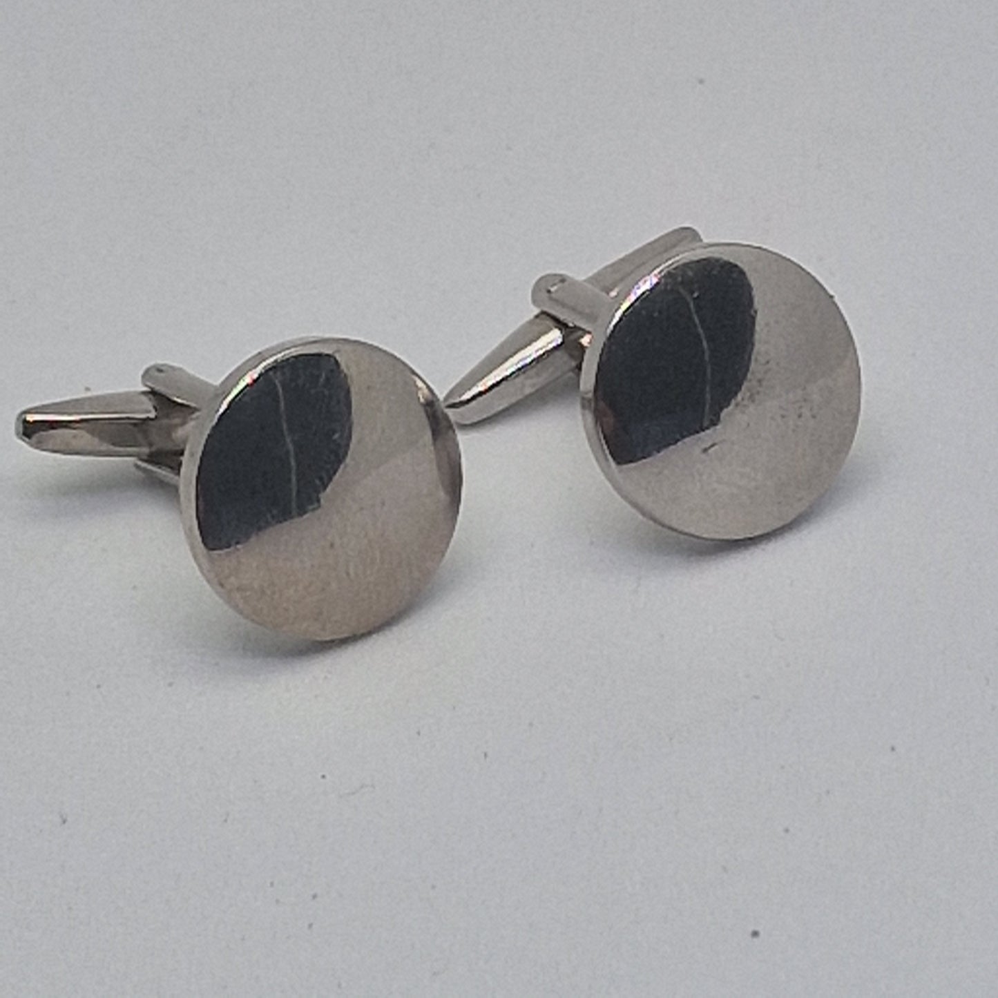 Vintage 1970s Silver-Tone Plain Round Disc Cufflinks Minimalist Geometric Men