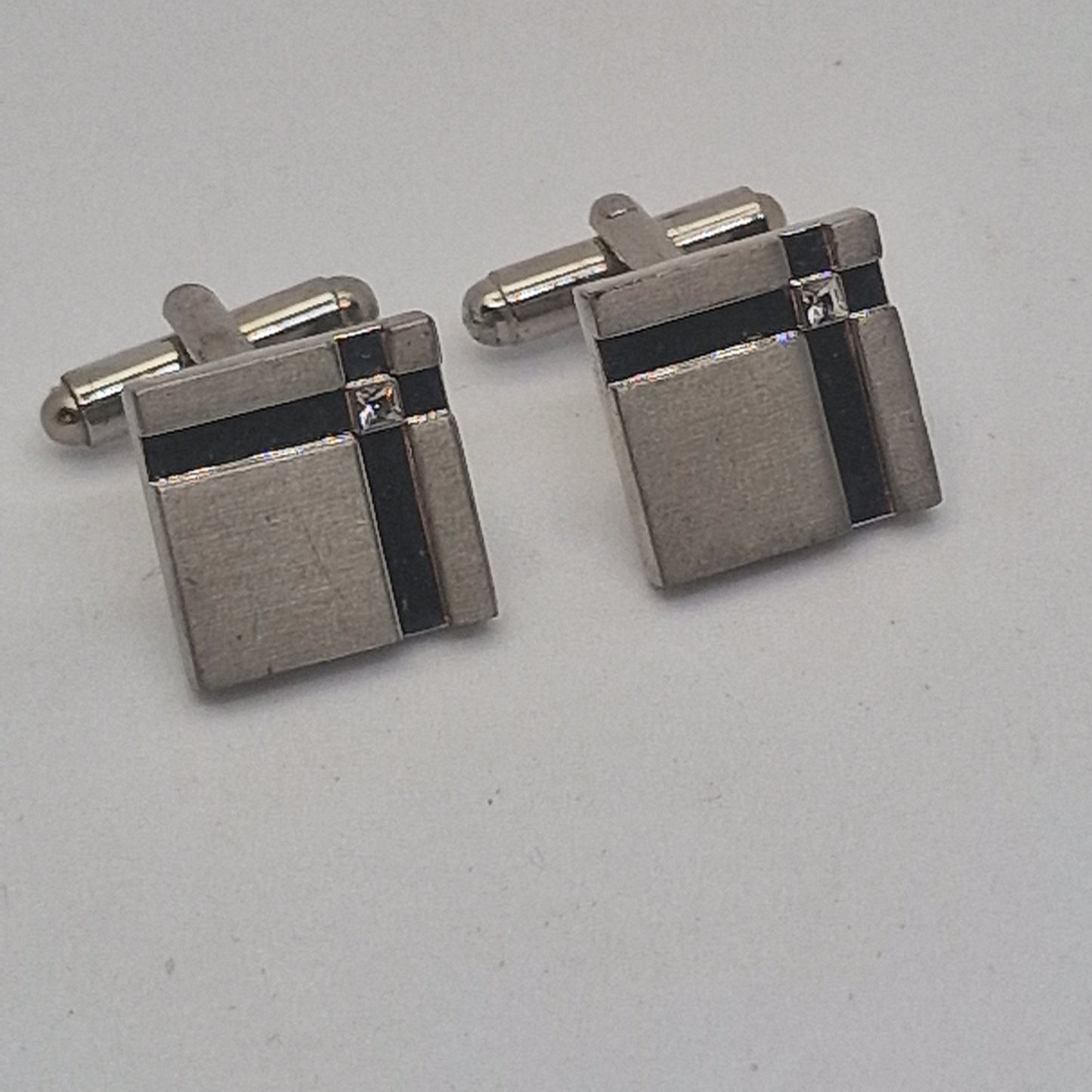 Vintage 1980s Silver-Tone Square Cufflinks Black Enamel Geometric Rhinestone Pin – photo 2
